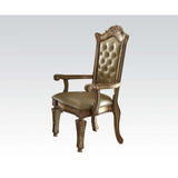 KD, Arm Chair • Backrest: Button Tufted (Inside).