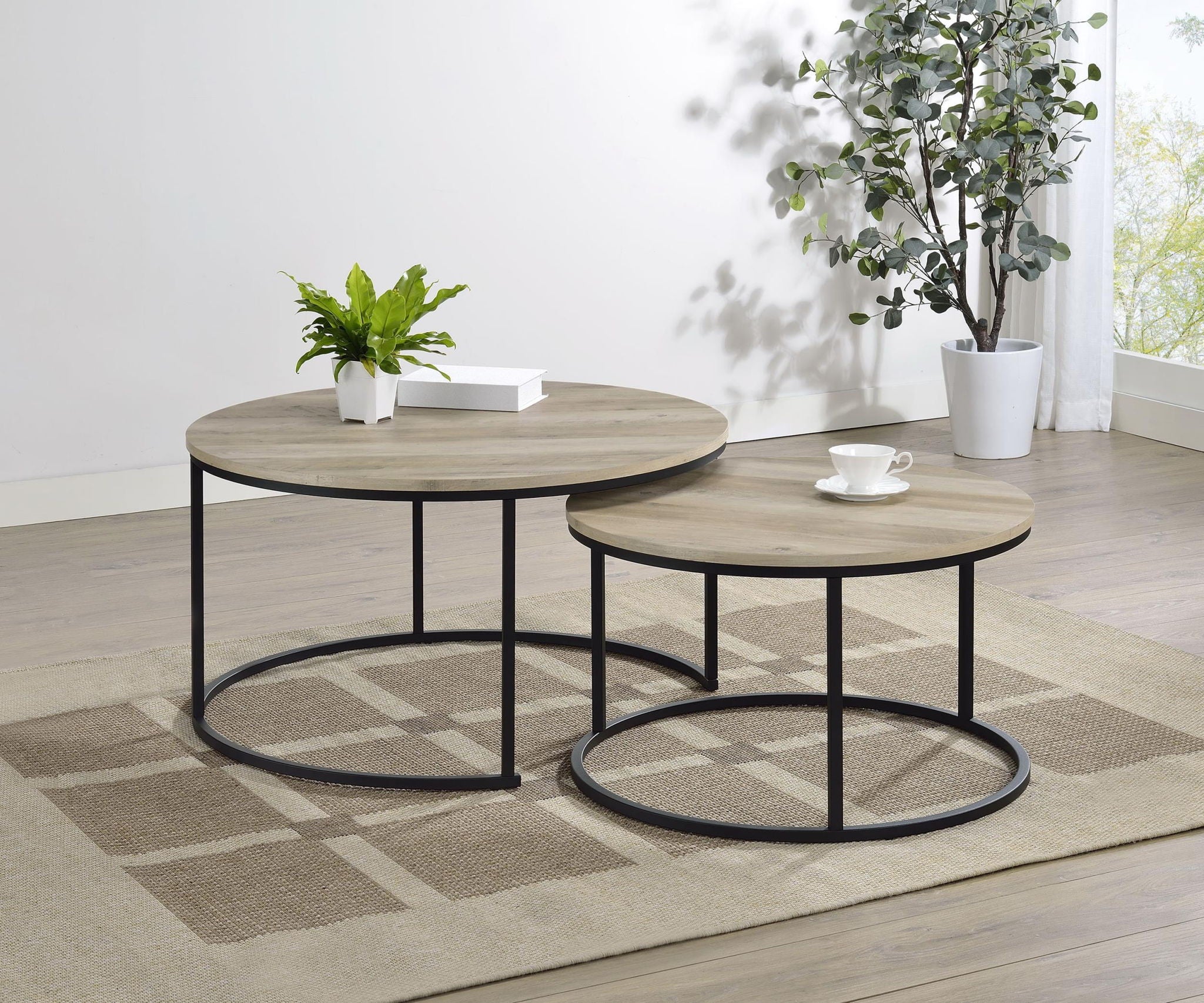Lainey 2-piece Round Nesting Coffee Table Distressed Pine