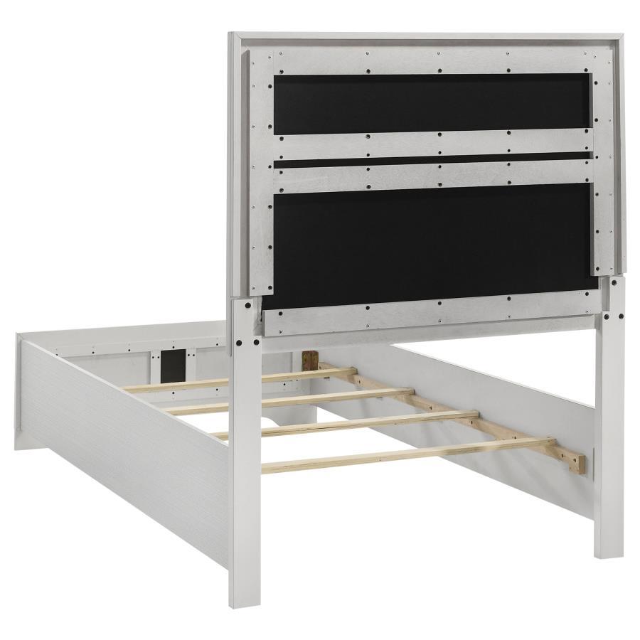 Coaster Fine Furniture Miranda - Upholstered Panel Bed | Meri Furniture