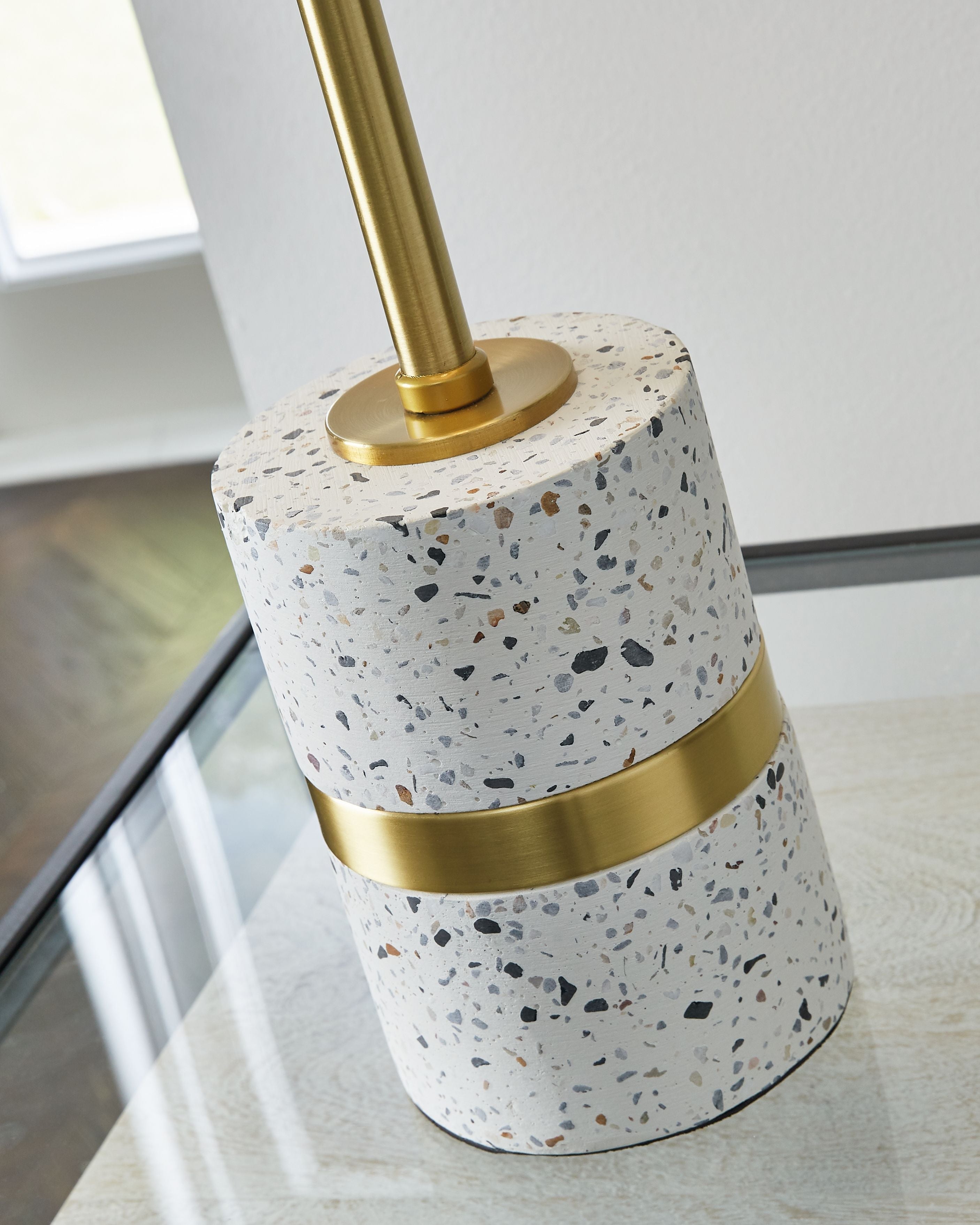 Signature Design by Ashley® Maywick - White - Metal Table Lamp | Meri Furniture