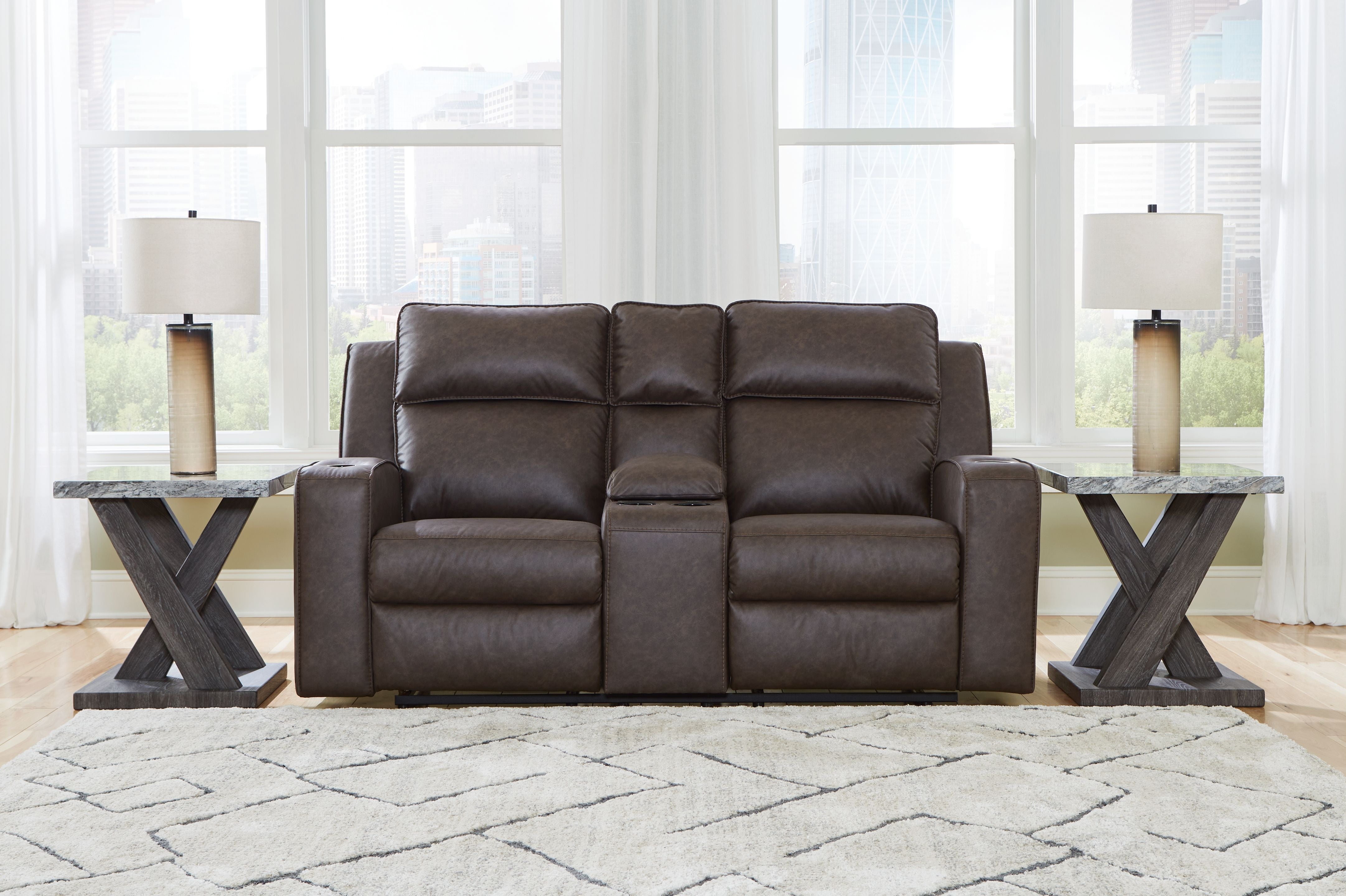 Signature Design by Ashley® Lavenhorne - Granite - Dbl Rec Loveseat W/Console | Meri Furniture