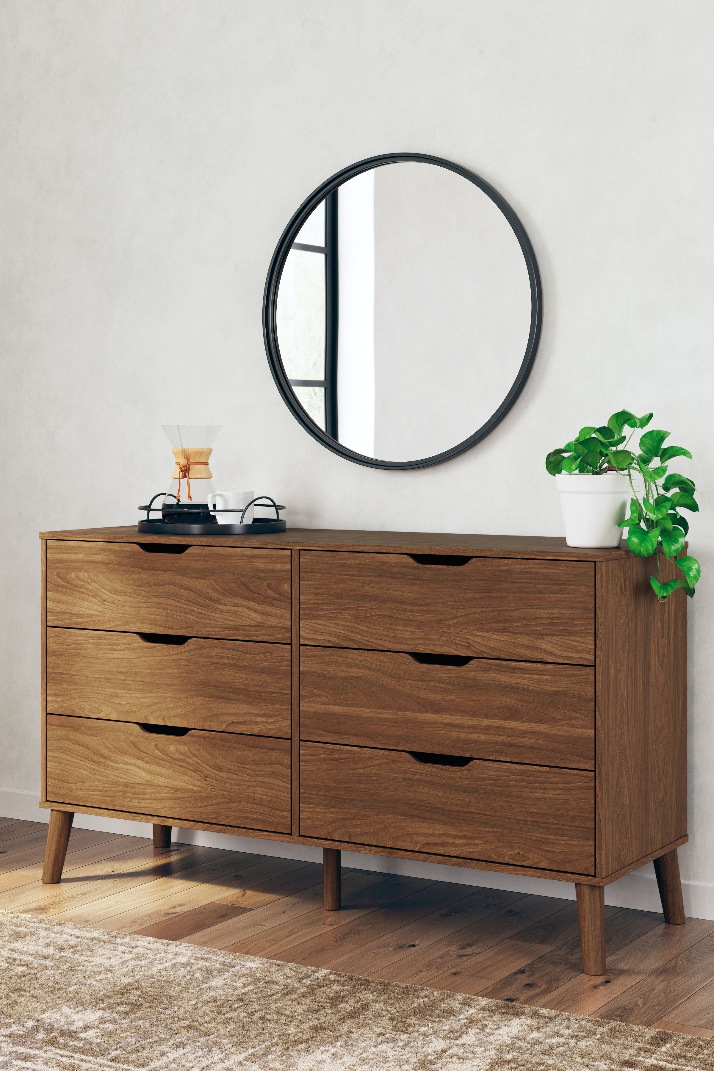 Signature Design by Ashley® Fordmont - Auburn - Six Drawer Dresser | Meri Furniture