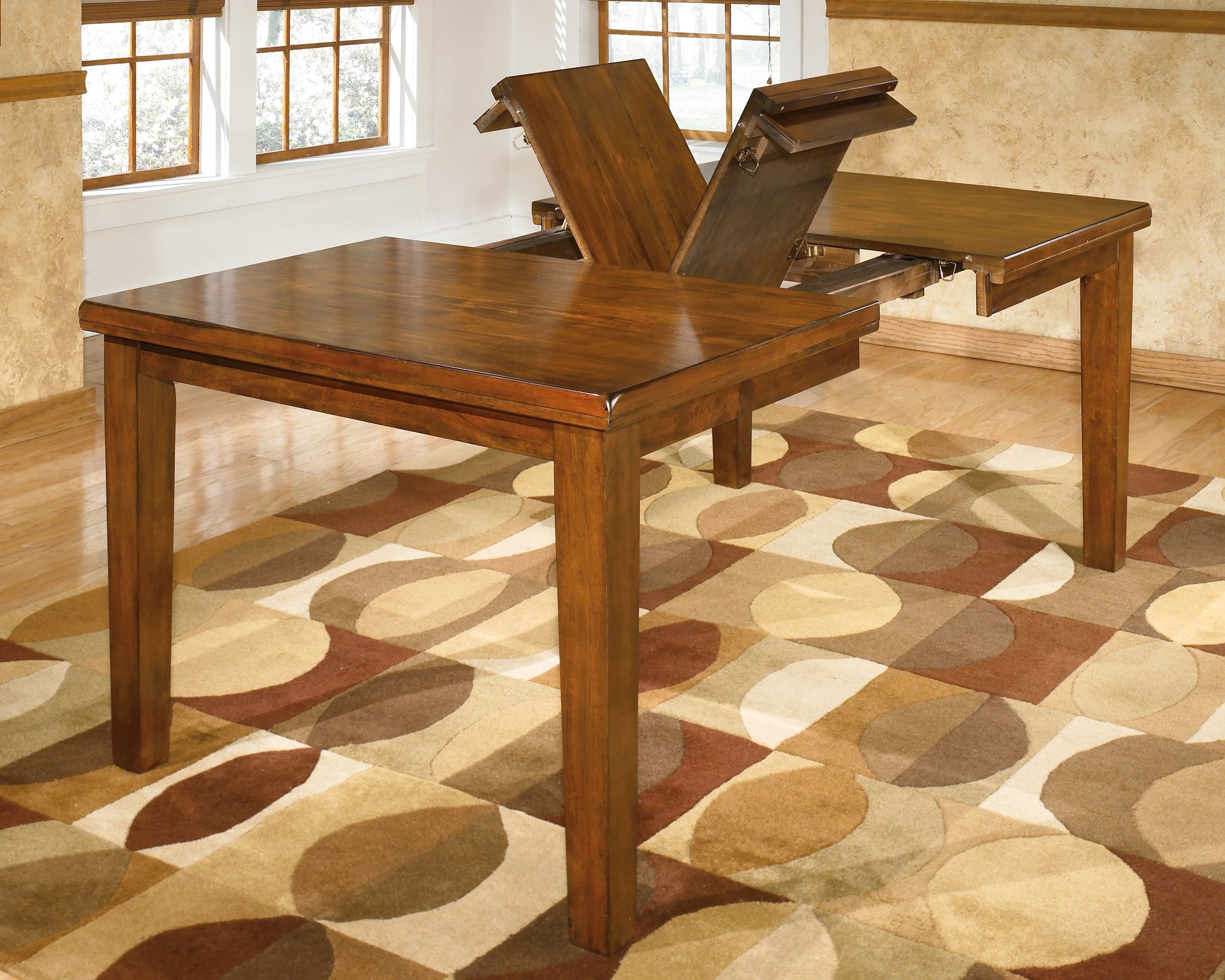 Signature Design by Ashley® Ralene - Dining Room Set | Meri Furniture