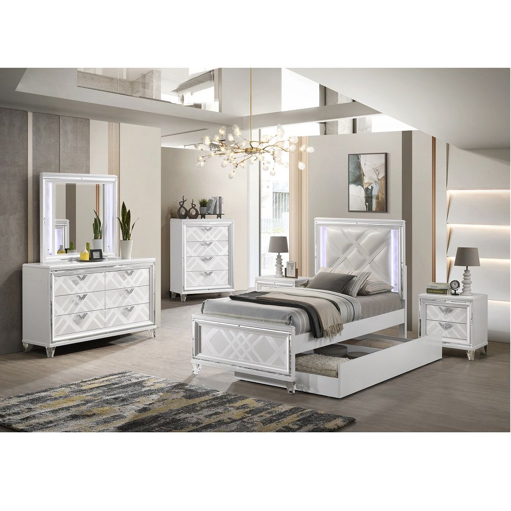 ACME Skylar - Accent Dresser - White | Meri Furniture