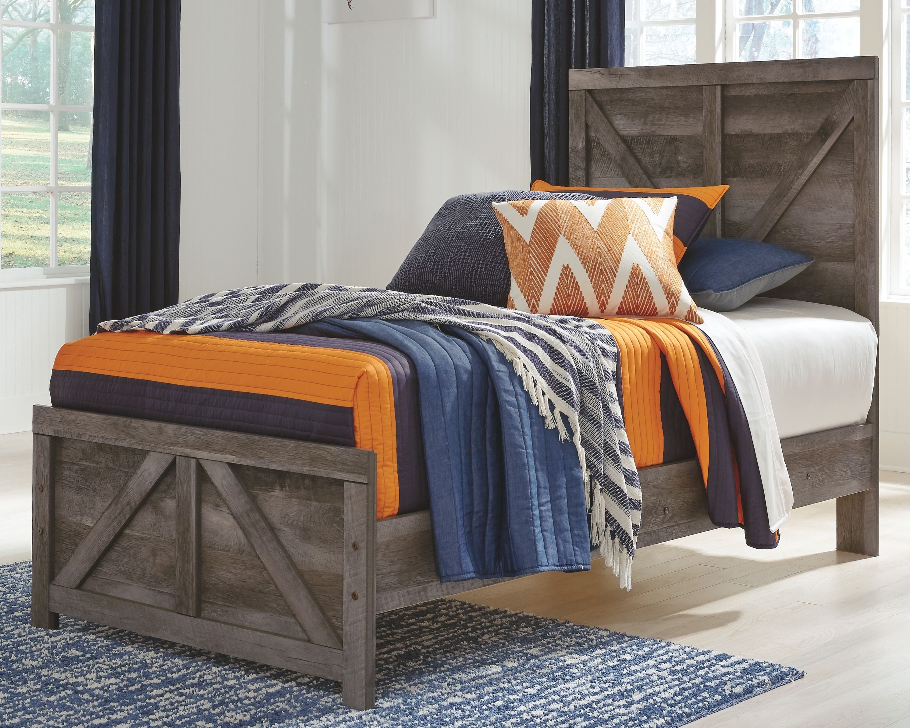 Signature Design by Ashley® Wynnlow - Crossbuck Panel Bed | Meri Furniture