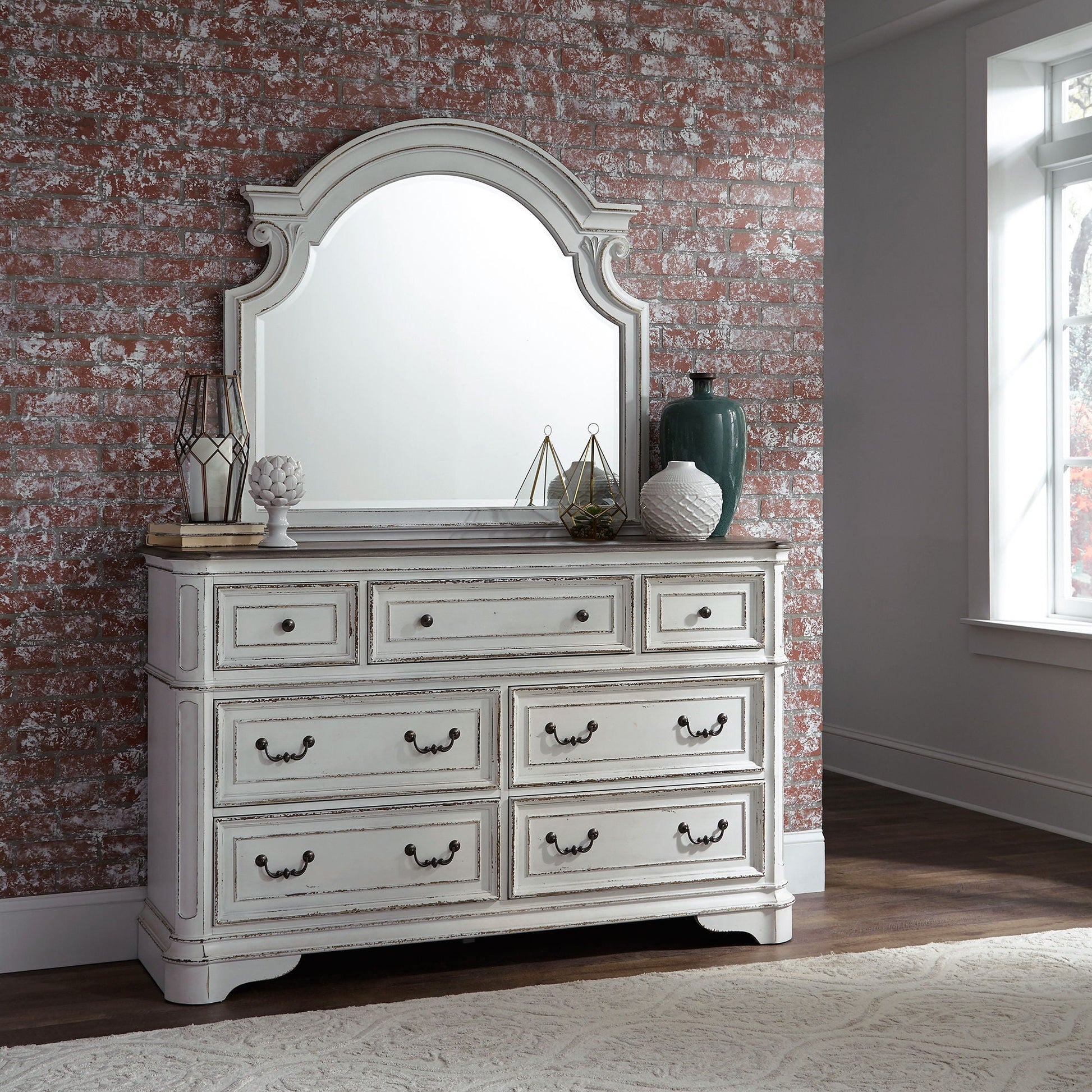 Liberty Furniture Magnolia Manor - Panel Bedroom Set | Meri Furniture