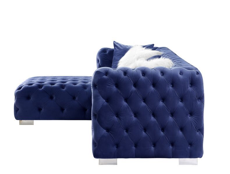 ACME •KD Legs•4 Pillows Included(Loveseat: 1 Fur+1 Body/Chaise: 1 Fur+1 Body)•Foam Density: D28 | Meri Furniture