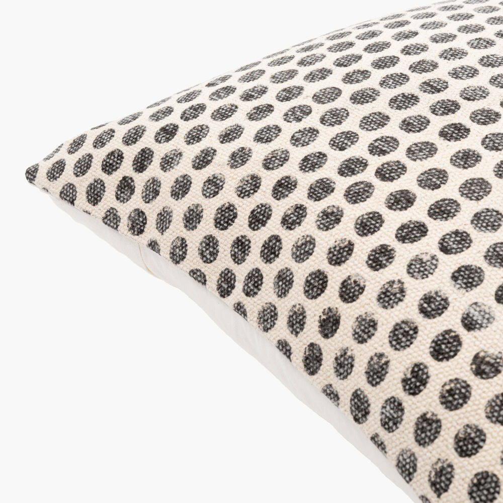 Janya Pillow