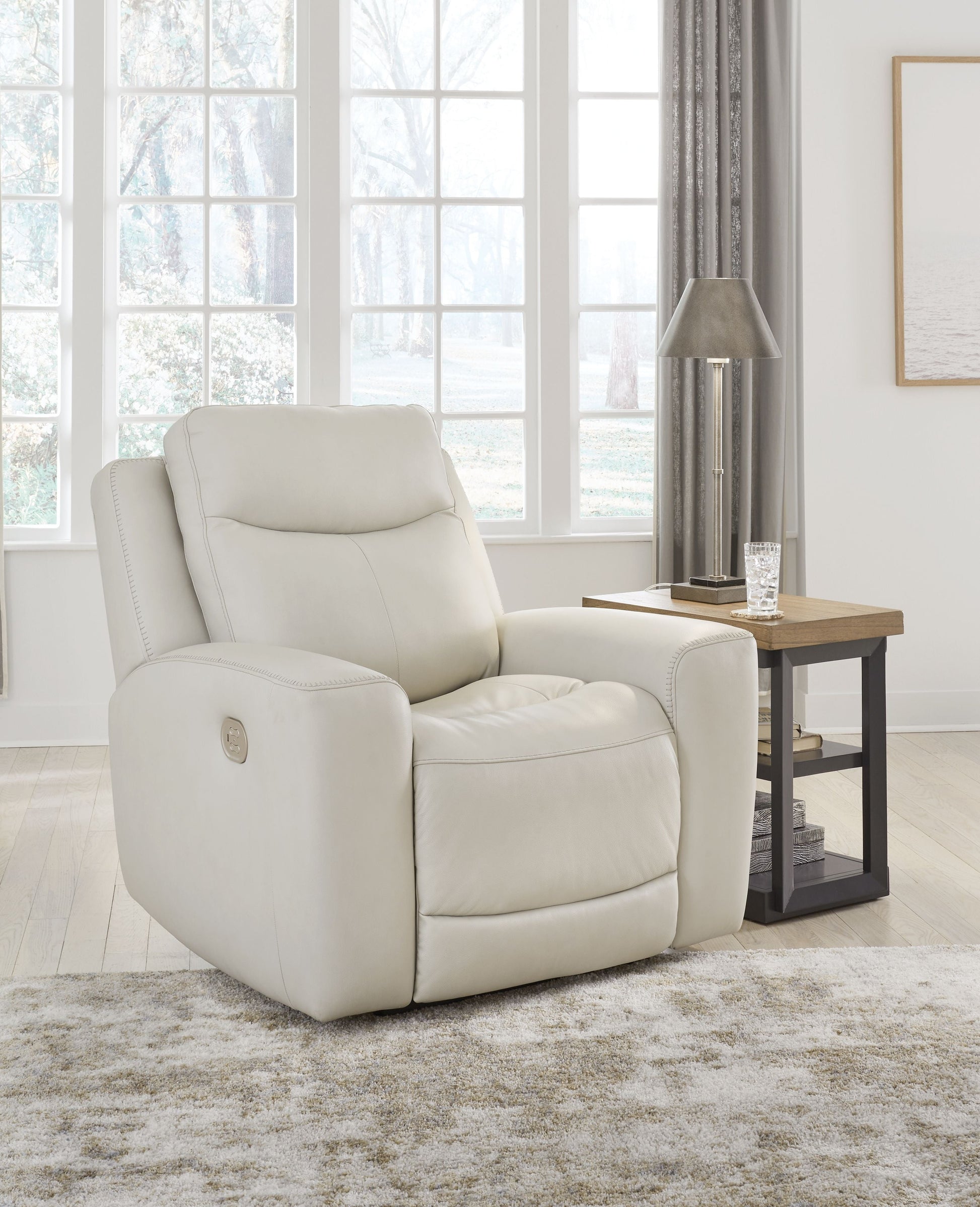 Signature Design by Ashley® Mindanao - Pwr Recliner/Adj Headrest | Meri Furniture