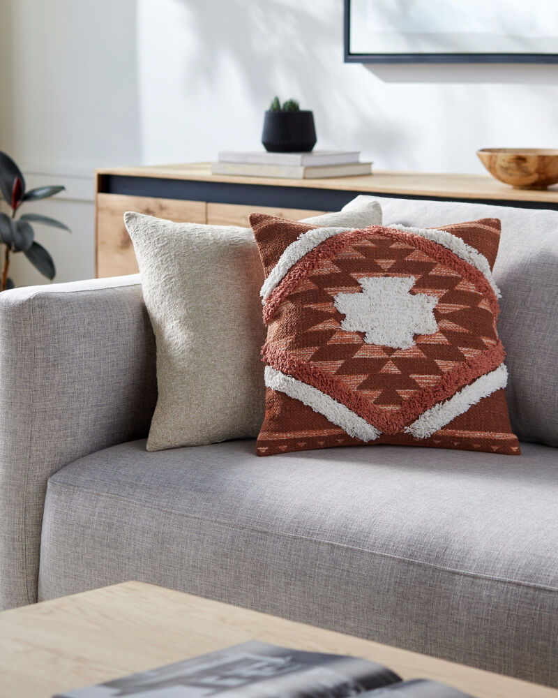 Lachlan Pillow