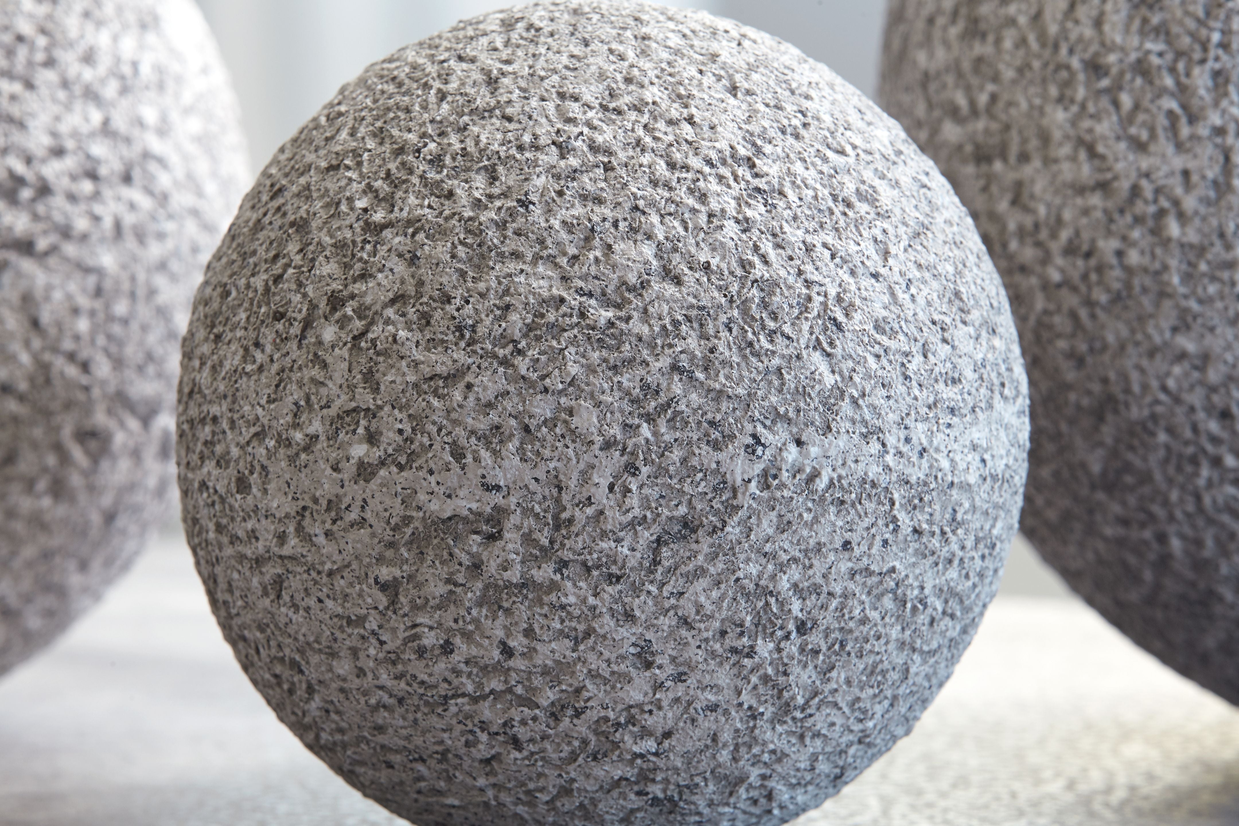 Ashley Furniture Chanlow - Sculpture | Meri Furniture