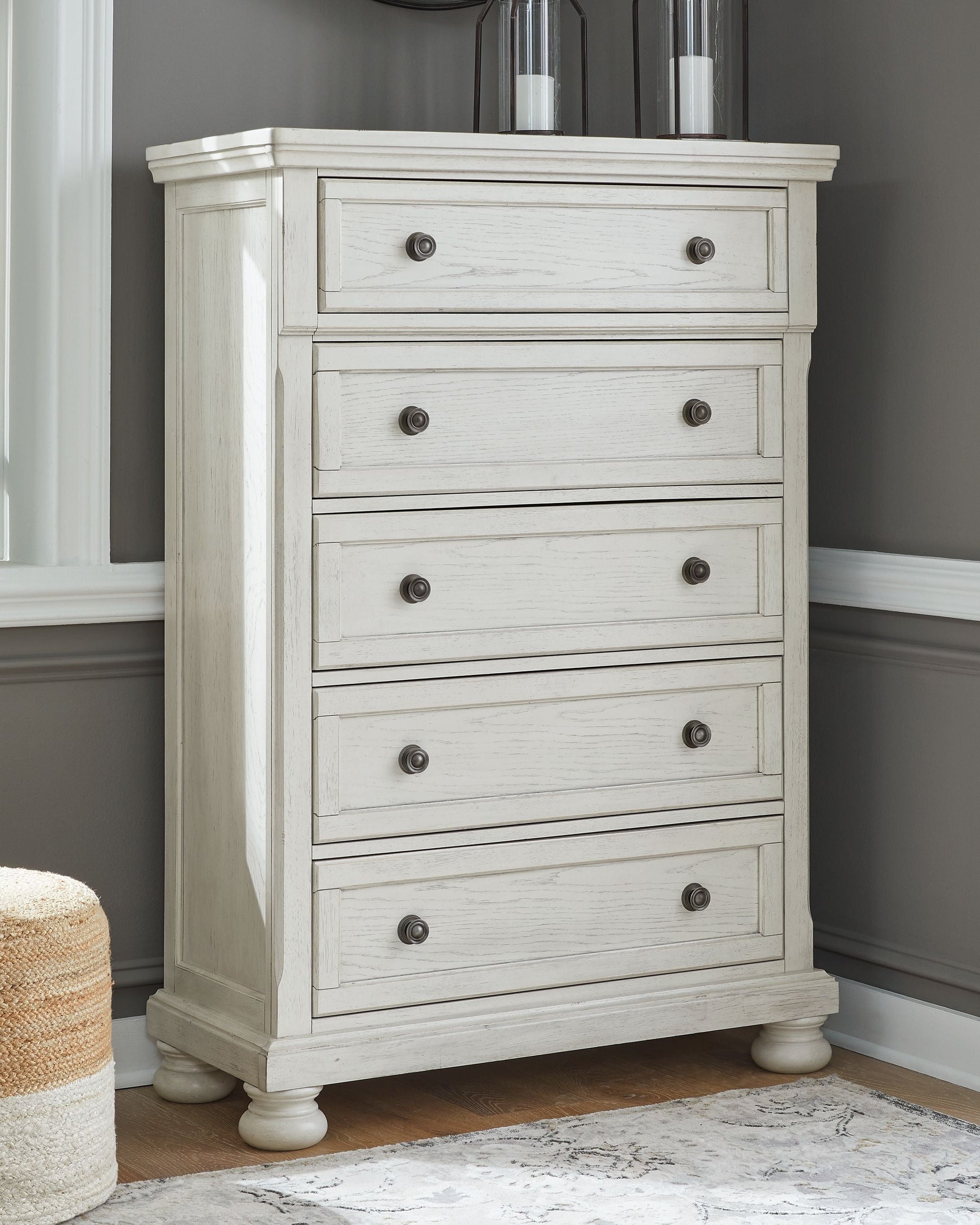 Signature Design by Ashley® Robbinsdale - Antique White - Five Drawer Chest | Meri Furniture