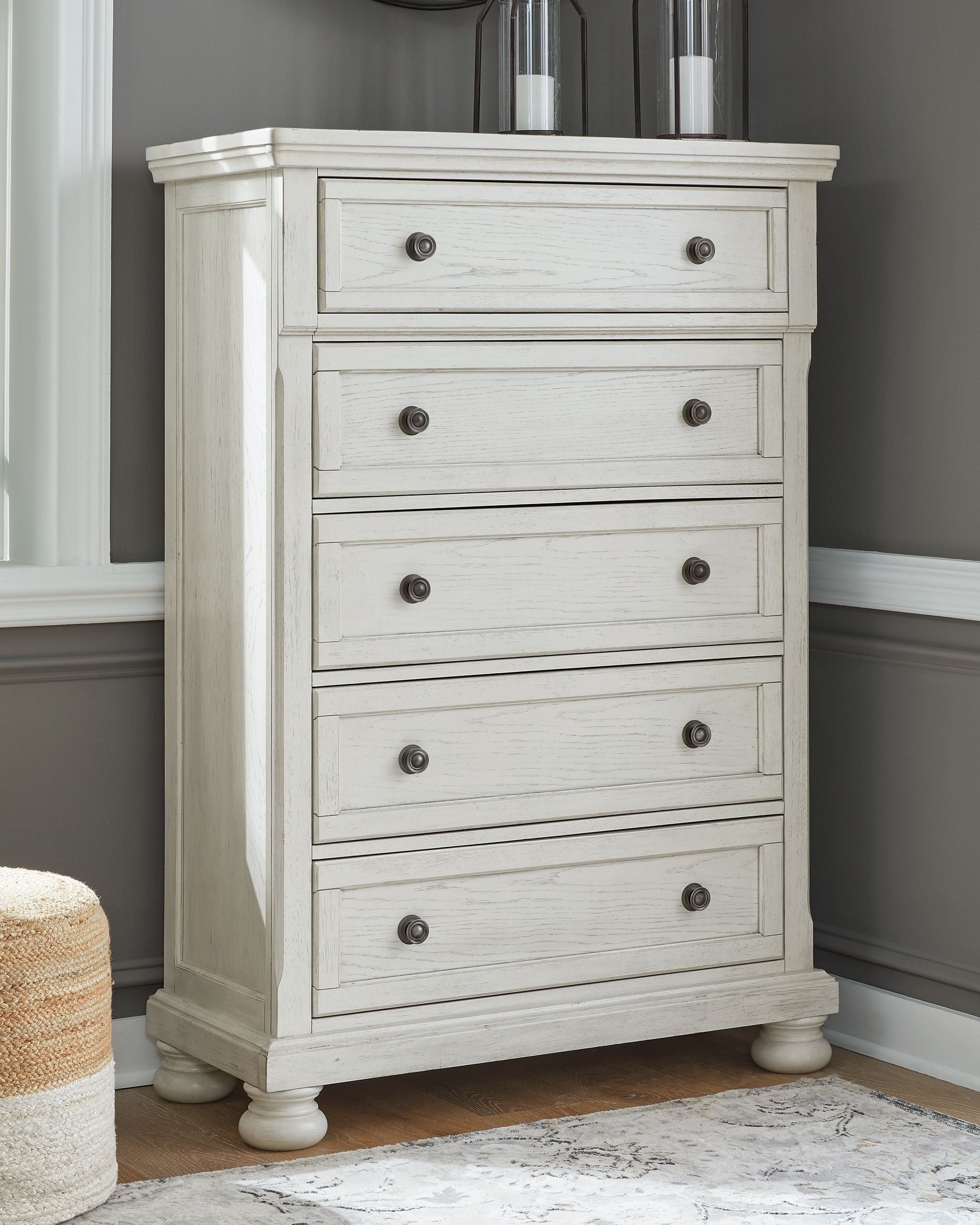 Signature Design by Ashley® Robbinsdale - Antique White - Five Drawer Chest | Meri Furniture