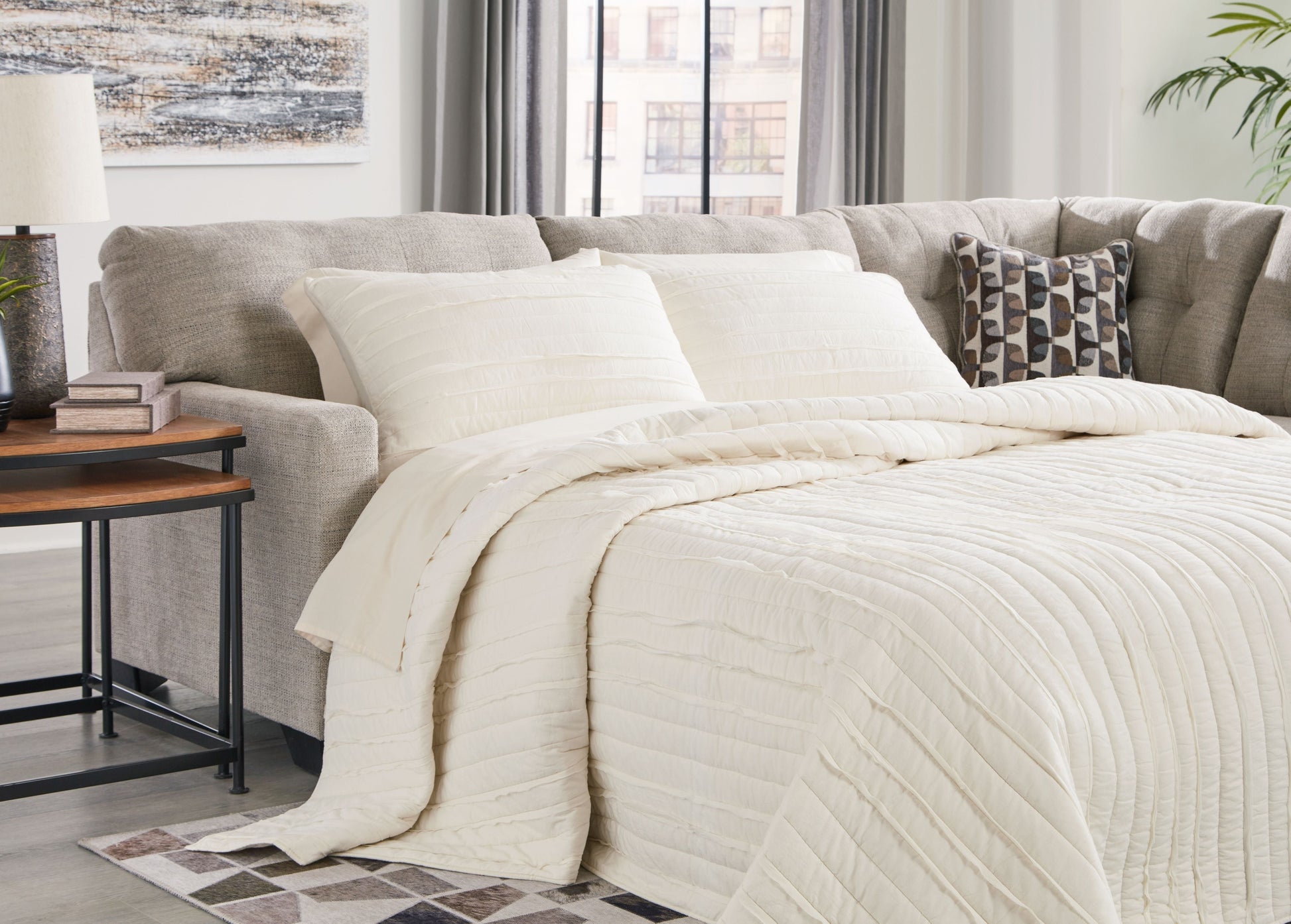 Signature Design by Ashley® Mahoney - Sectional | Meri Furniture