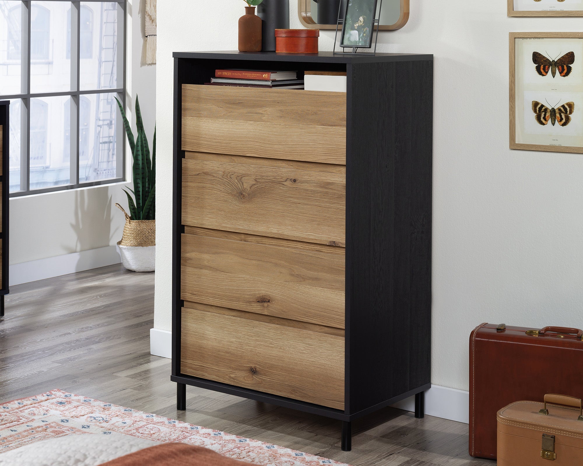 Sauder Acadia Way 4-Drawer Chest Rao | Meri Furniture
