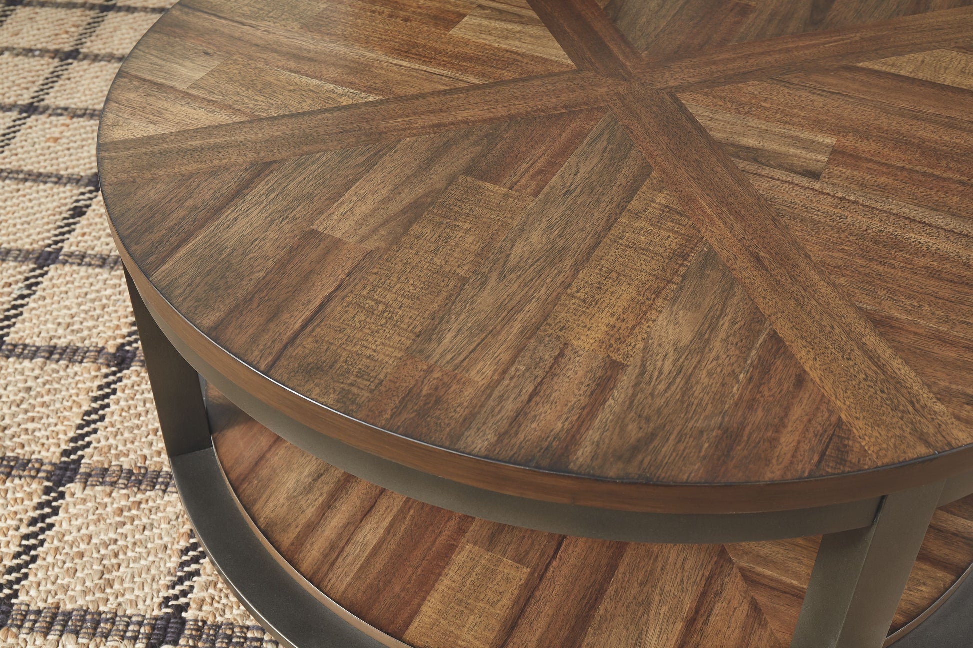 Ashley Furniture Roybeck - Light Brown / Bronze - Occasional Table Set (Set of 3) | Meri Furniture