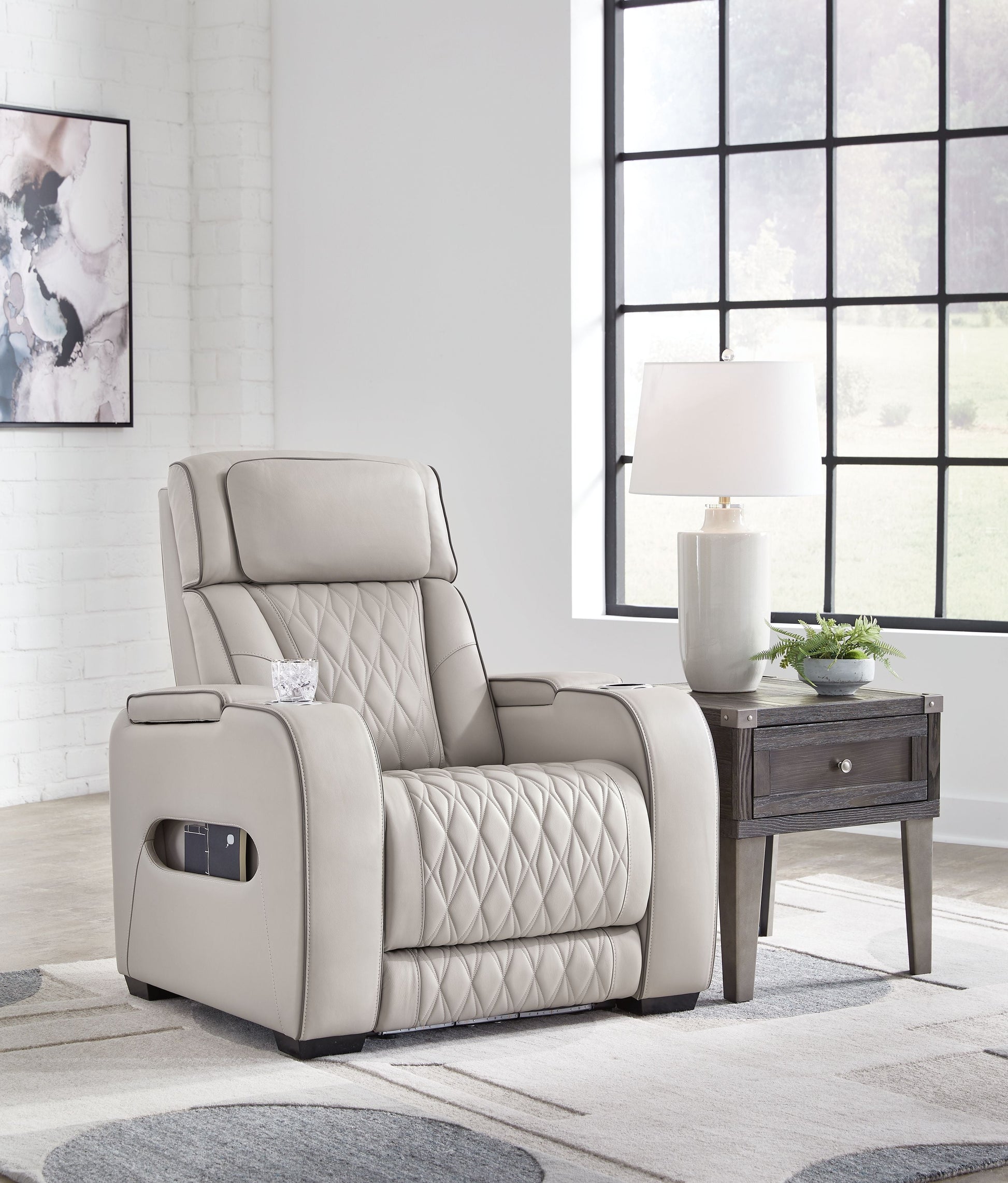 Signature Design by Ashley® Boyington - Power Recliner/Adj Headrest | Meri Furniture