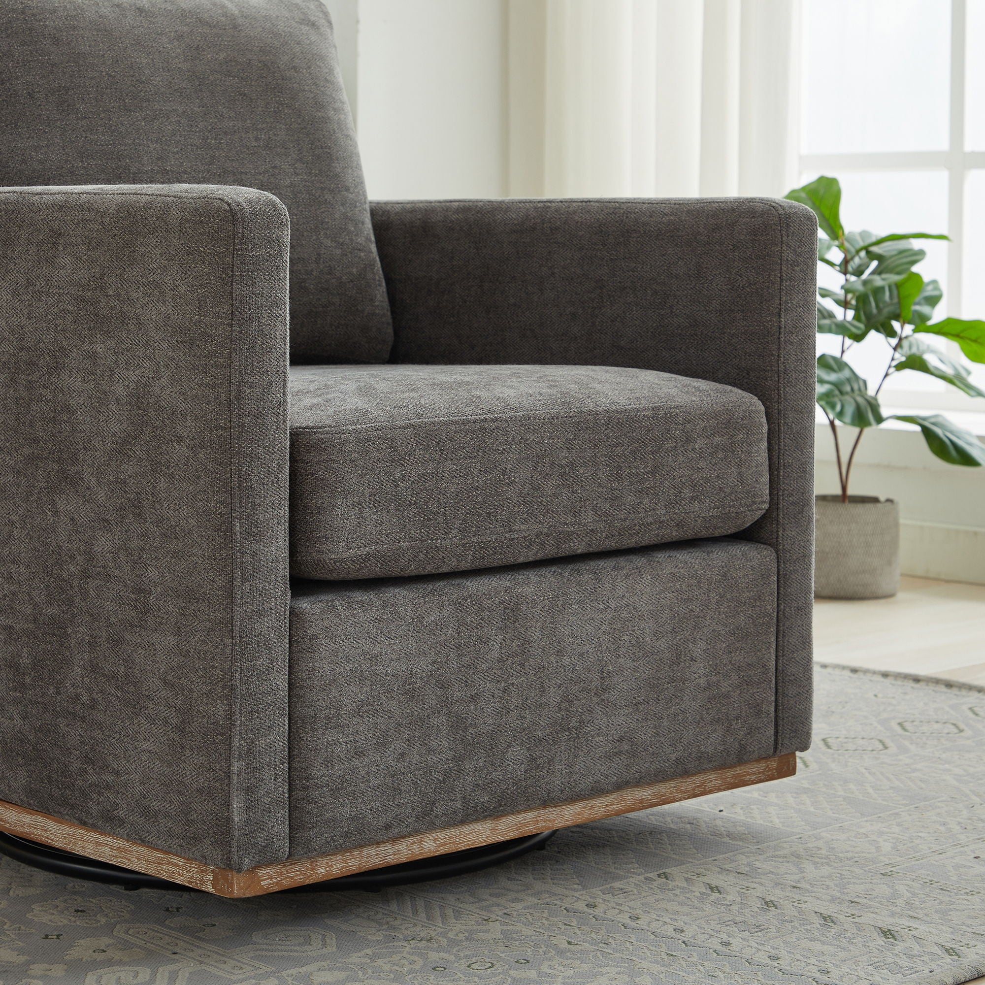 Modern Square Upholstered Swivel Accent Chair With Metal Base