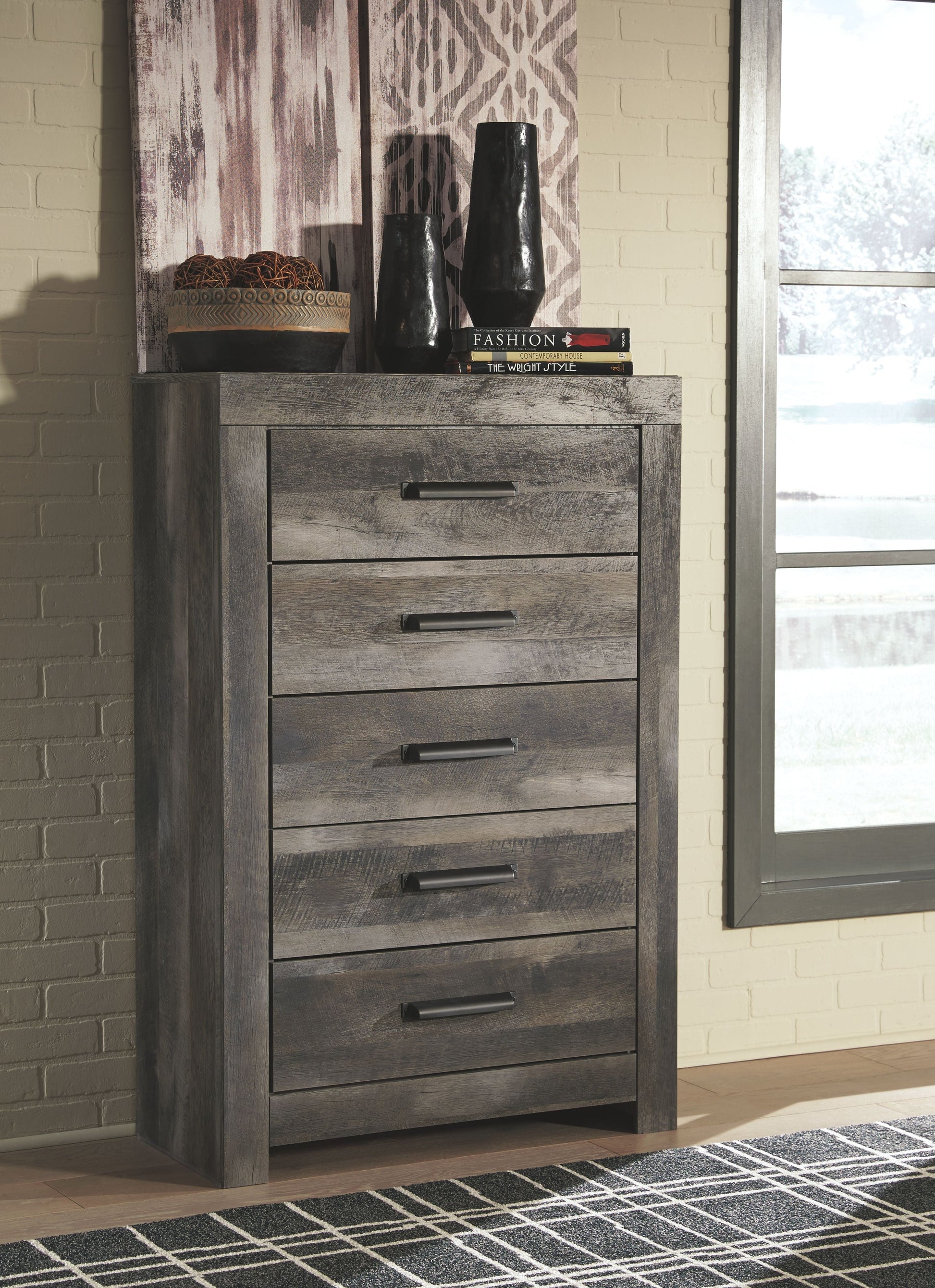 Signature Design by Ashley® Wynnlow - Gray - Five Drawer Chest | Meri Furniture