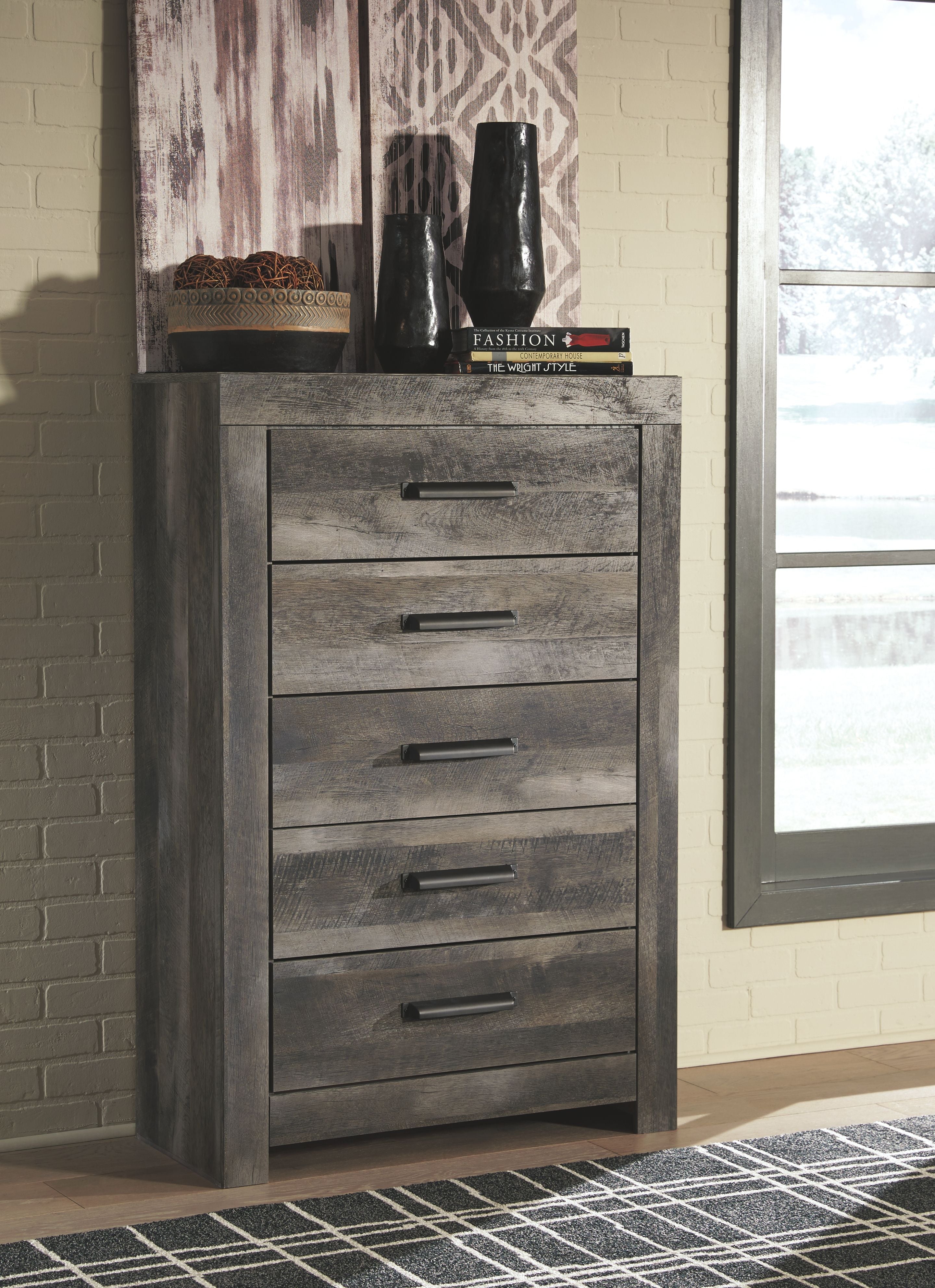 Signature Design by Ashley® Wynnlow - Gray - Five Drawer Chest | Meri Furniture