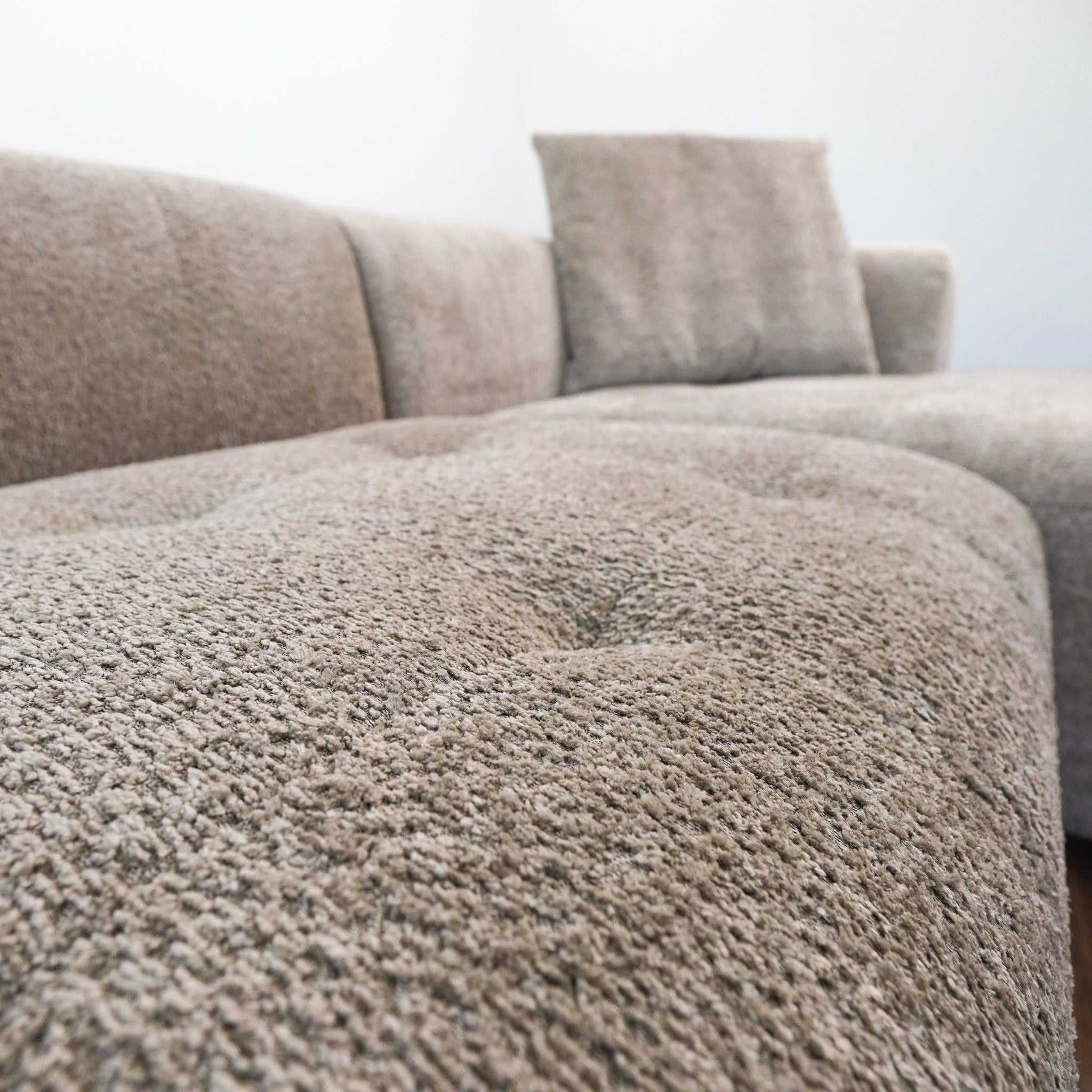 Kaynes - Elegant Upholstery Corner Sofa