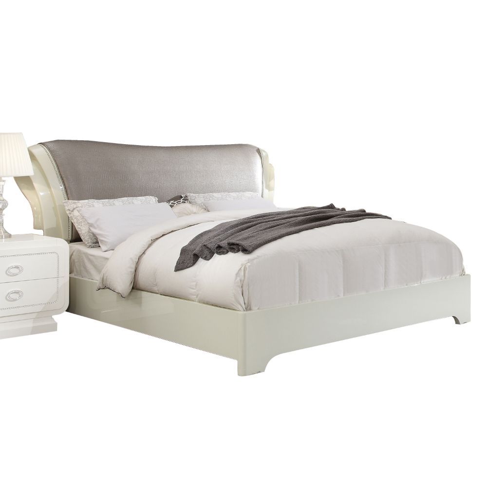 ACME Bellagio - Bed | Meri Furniture