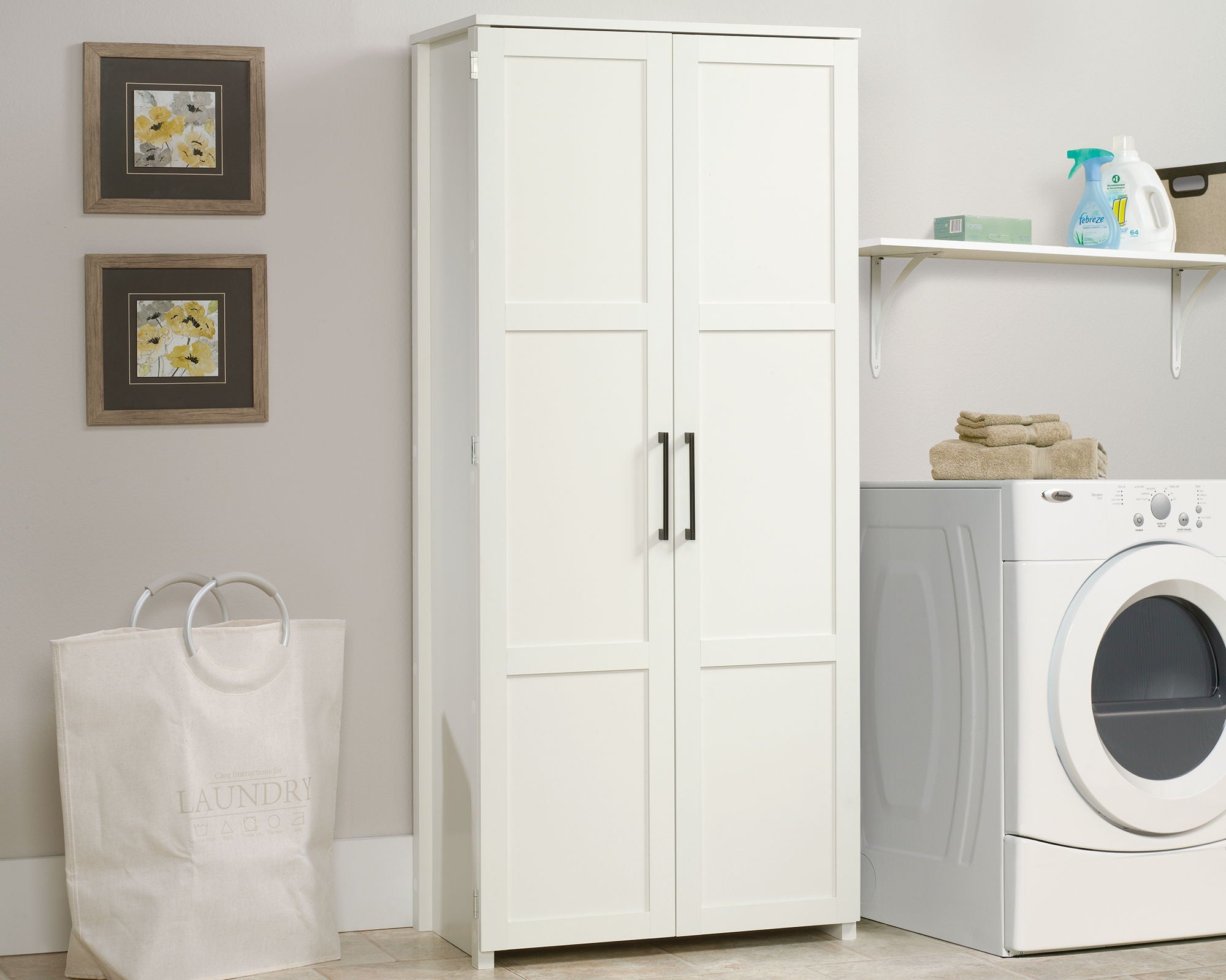 Storage Cabinet in White