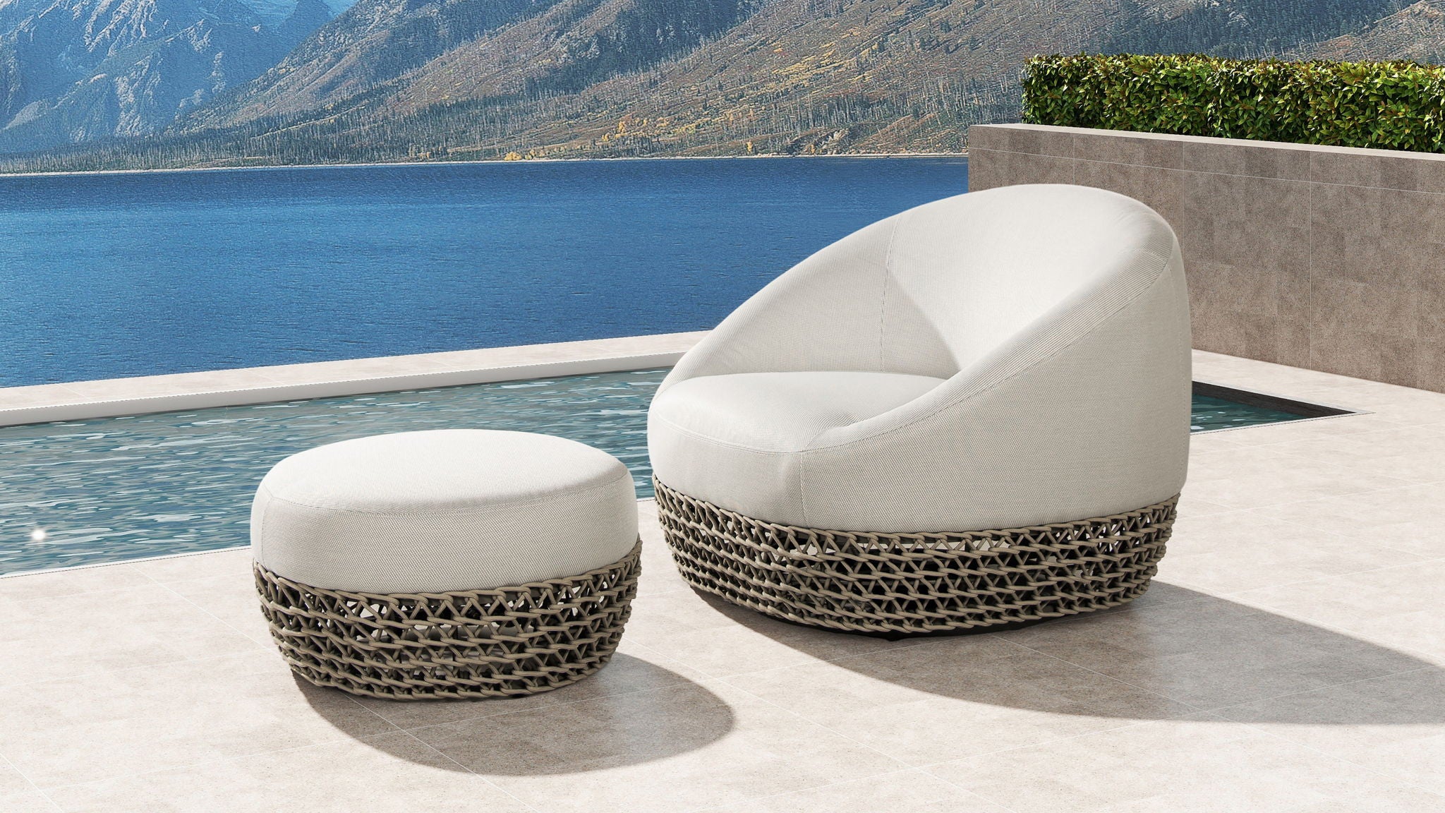 Outdoor Chairs & Ottomans