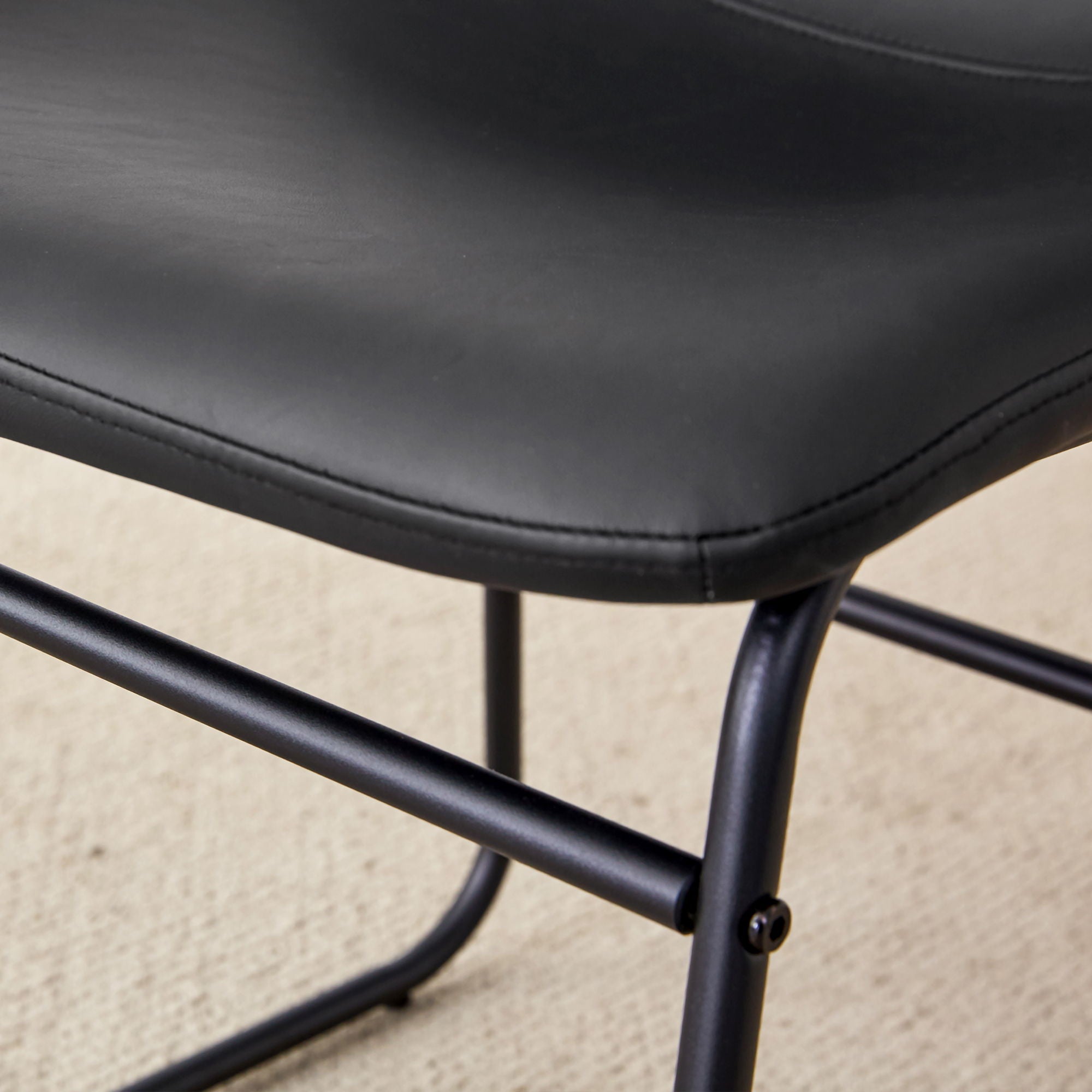 Classic Stylish Chairs Suitable For Modern Minimalist And Industrial Style Environments