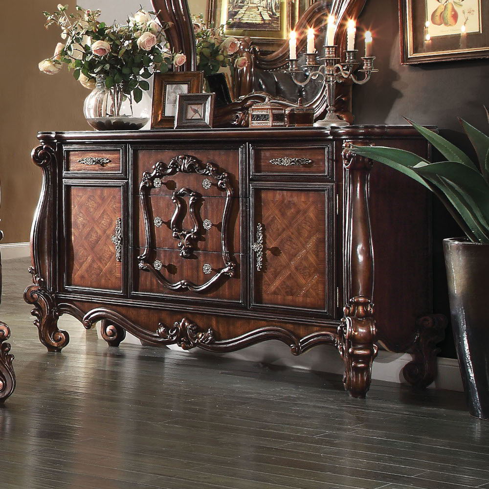 ACME The Versailles dresser is the perfect accent to create the style of royalty your bedroom has been needing. | Meri Furniture