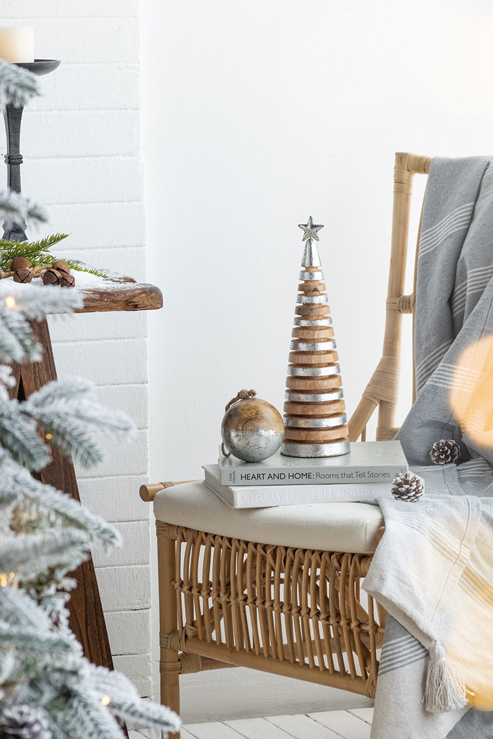 Christmas Ball Ornaments, Wood Decorative Hanging Ball Christmas Tree Ornaments For Holiday Party Decorations