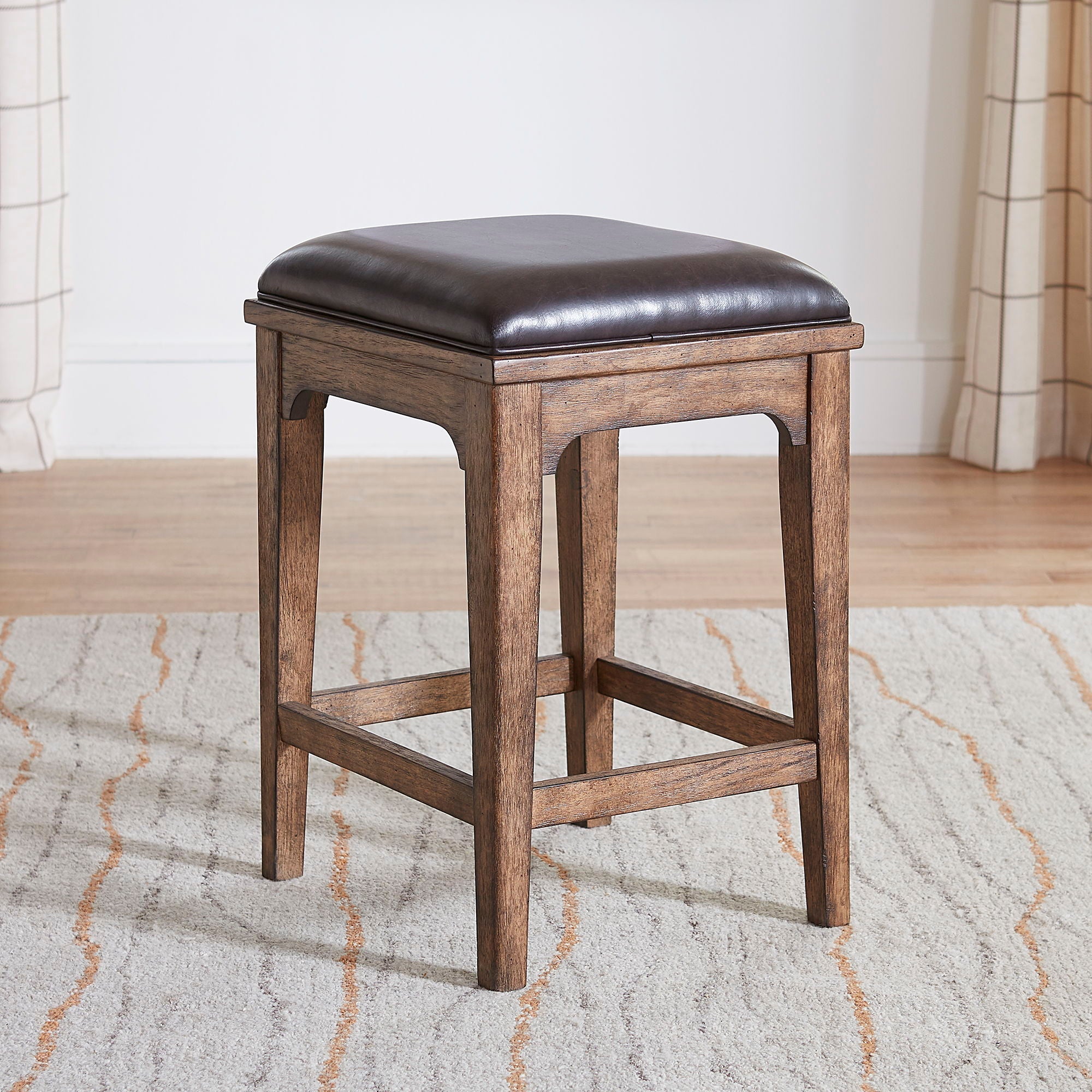Liberty Furniture Ashford - Upholstered Console Stool - Light Brown | Meri Furniture