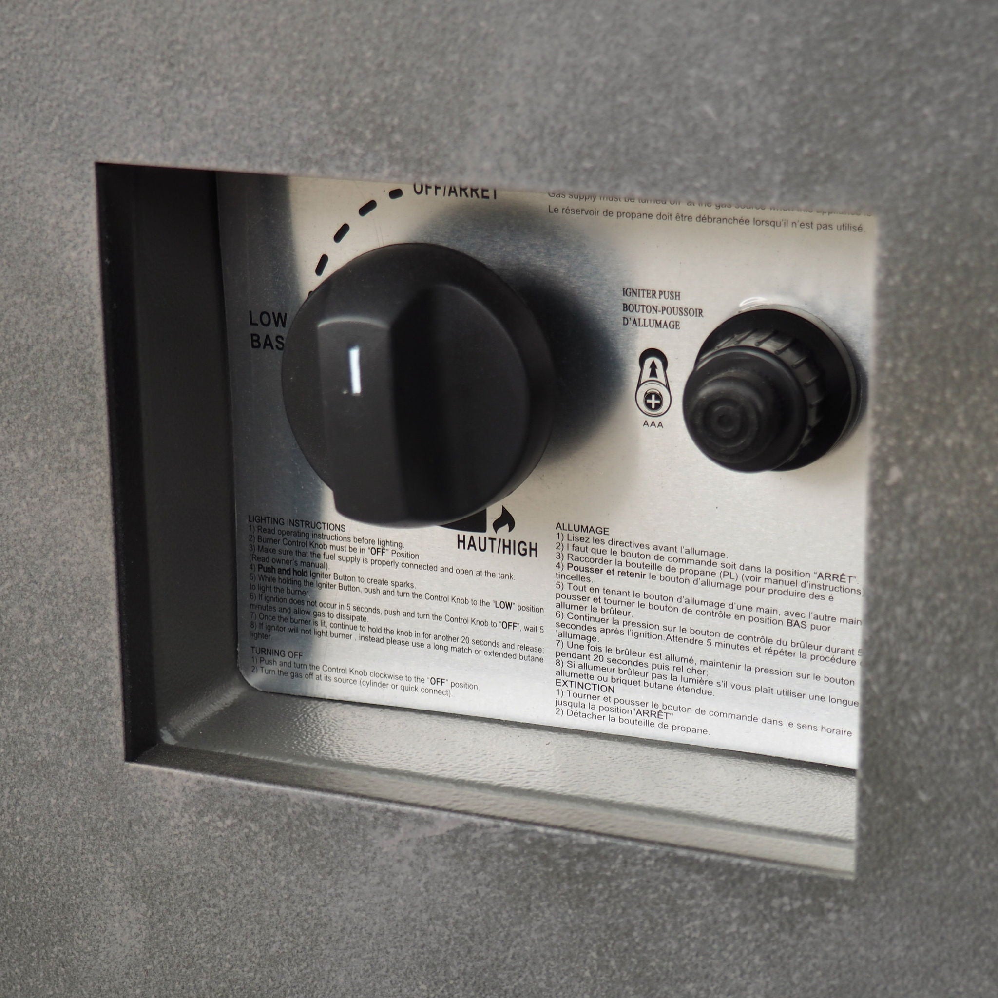 Outdoor Patio Gas Burning Fire Pit Table 50,000 Btu, Square