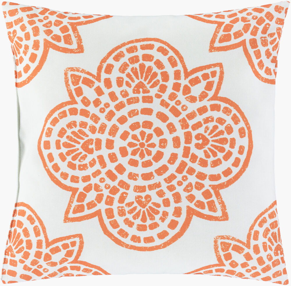 Hemma Pillow