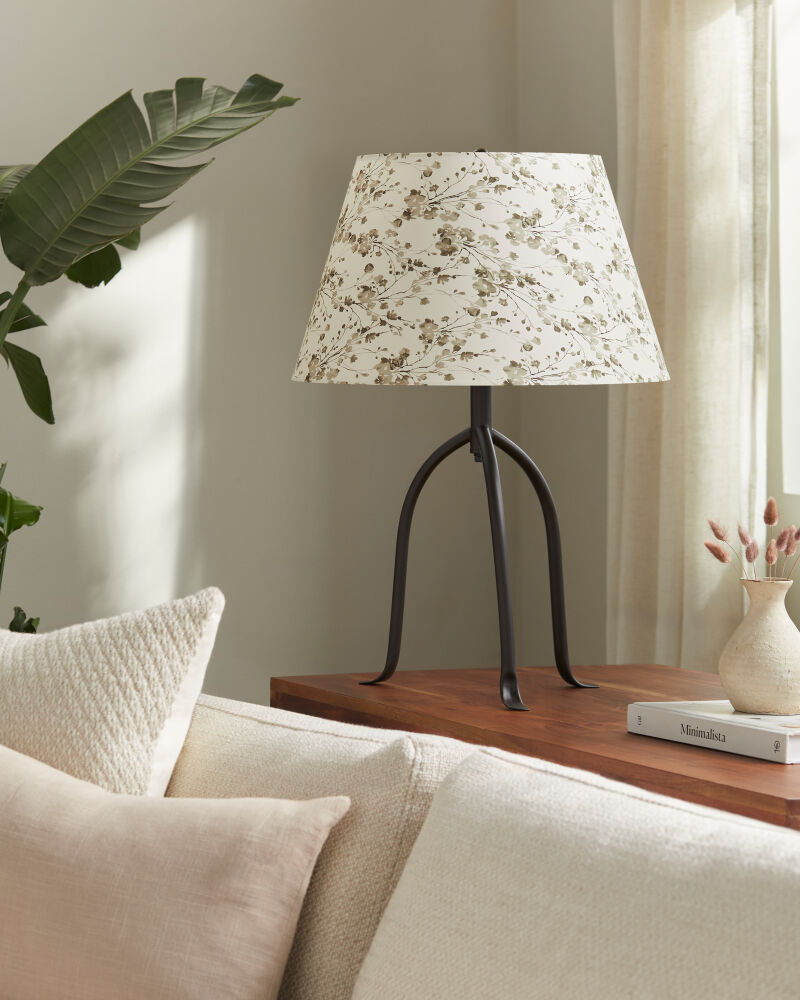 Floriva Accent Table Lamp