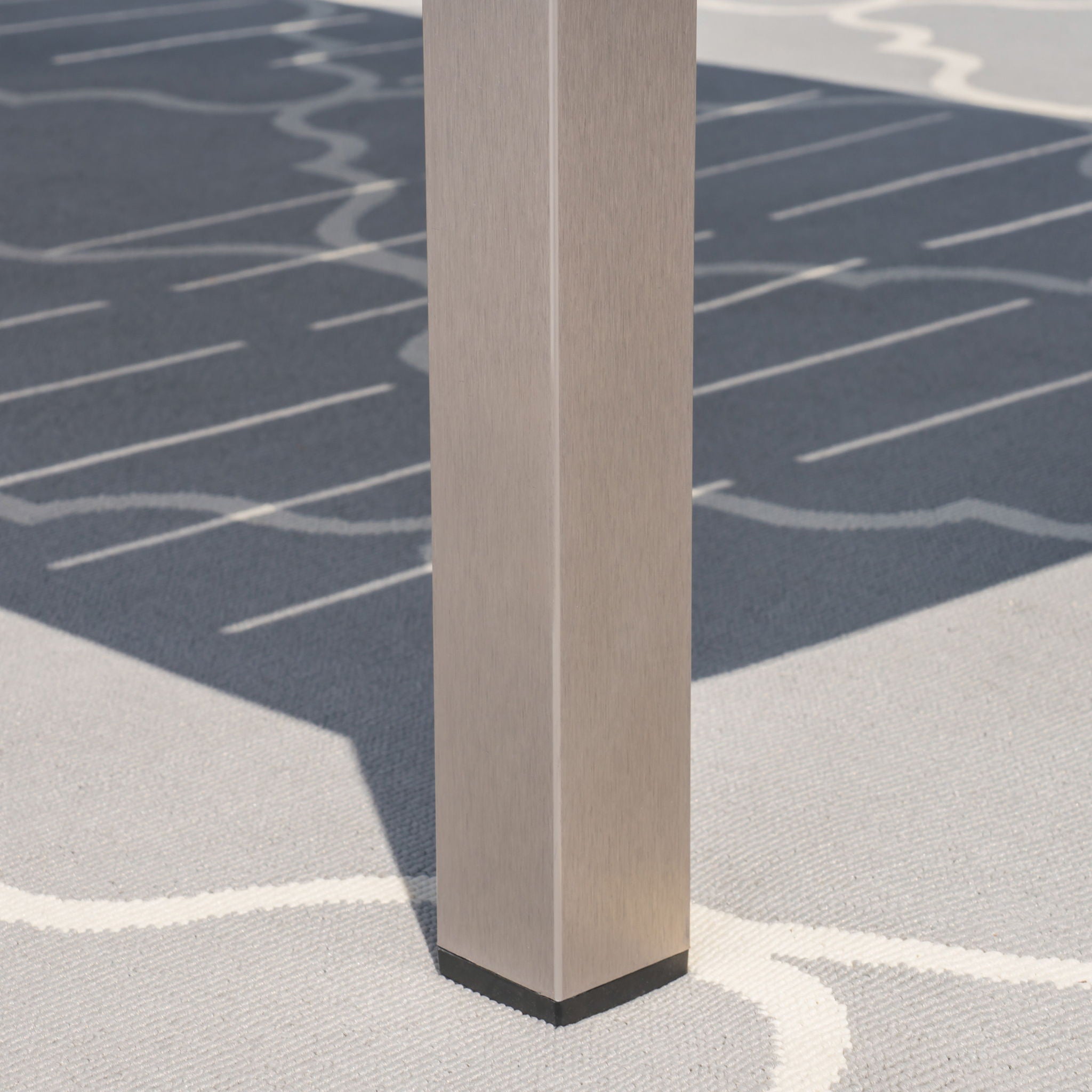 Coral - Outdoor Dining Table