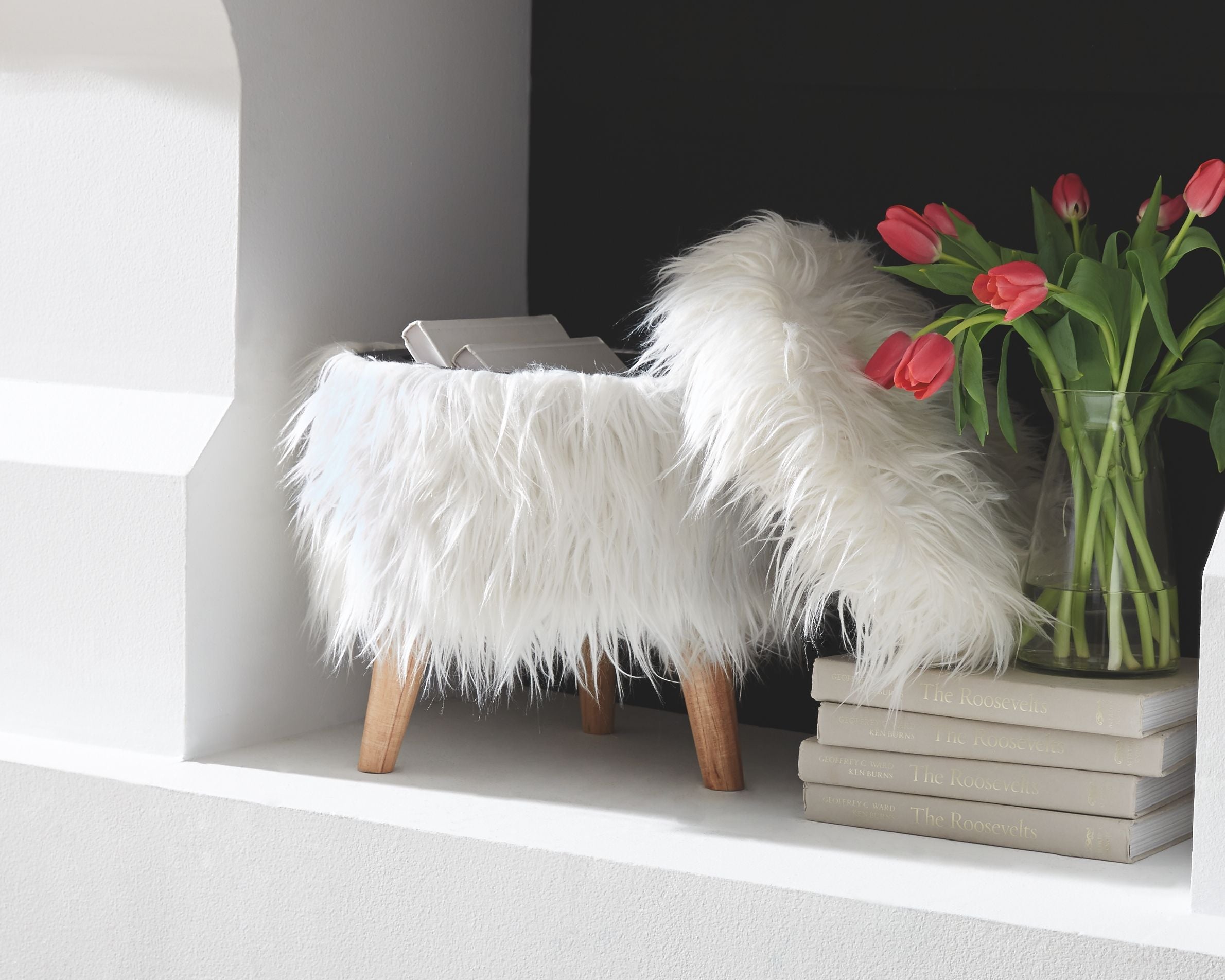 Ashley Furniture Elson - White - Storage Ottoman | Meri Furniture