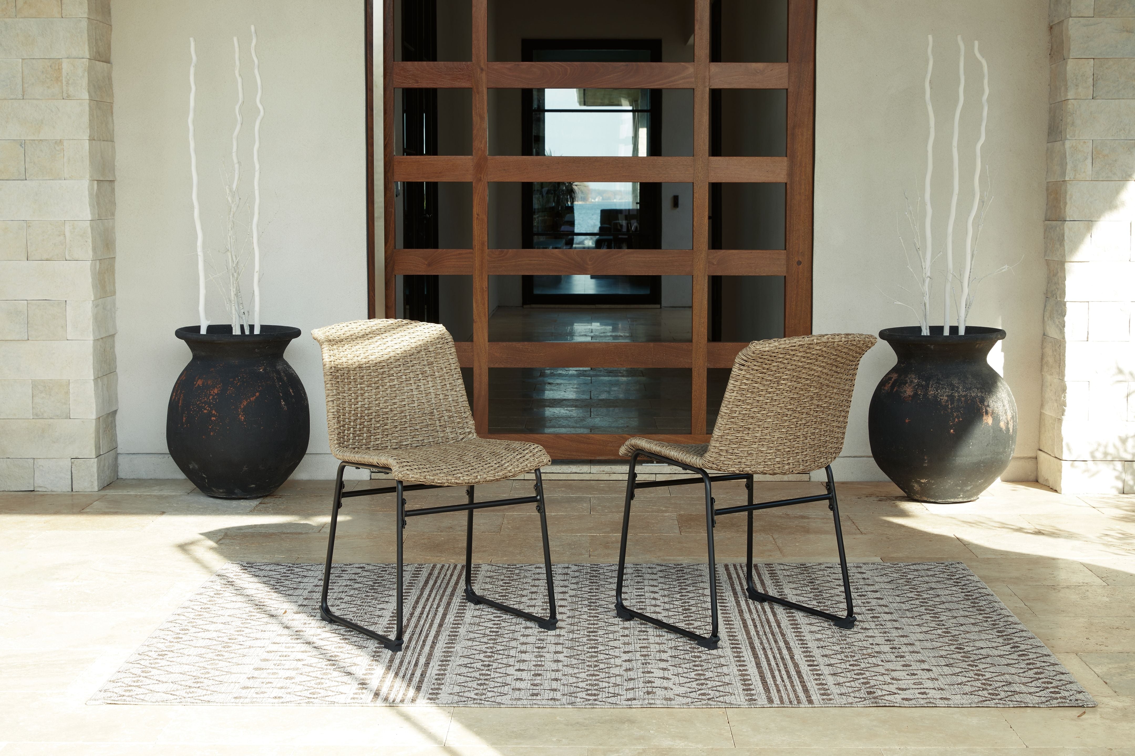Signature Design by Ashley® Amaris - Brown / Black - 5 Pc. - Dining Set | Meri Furniture