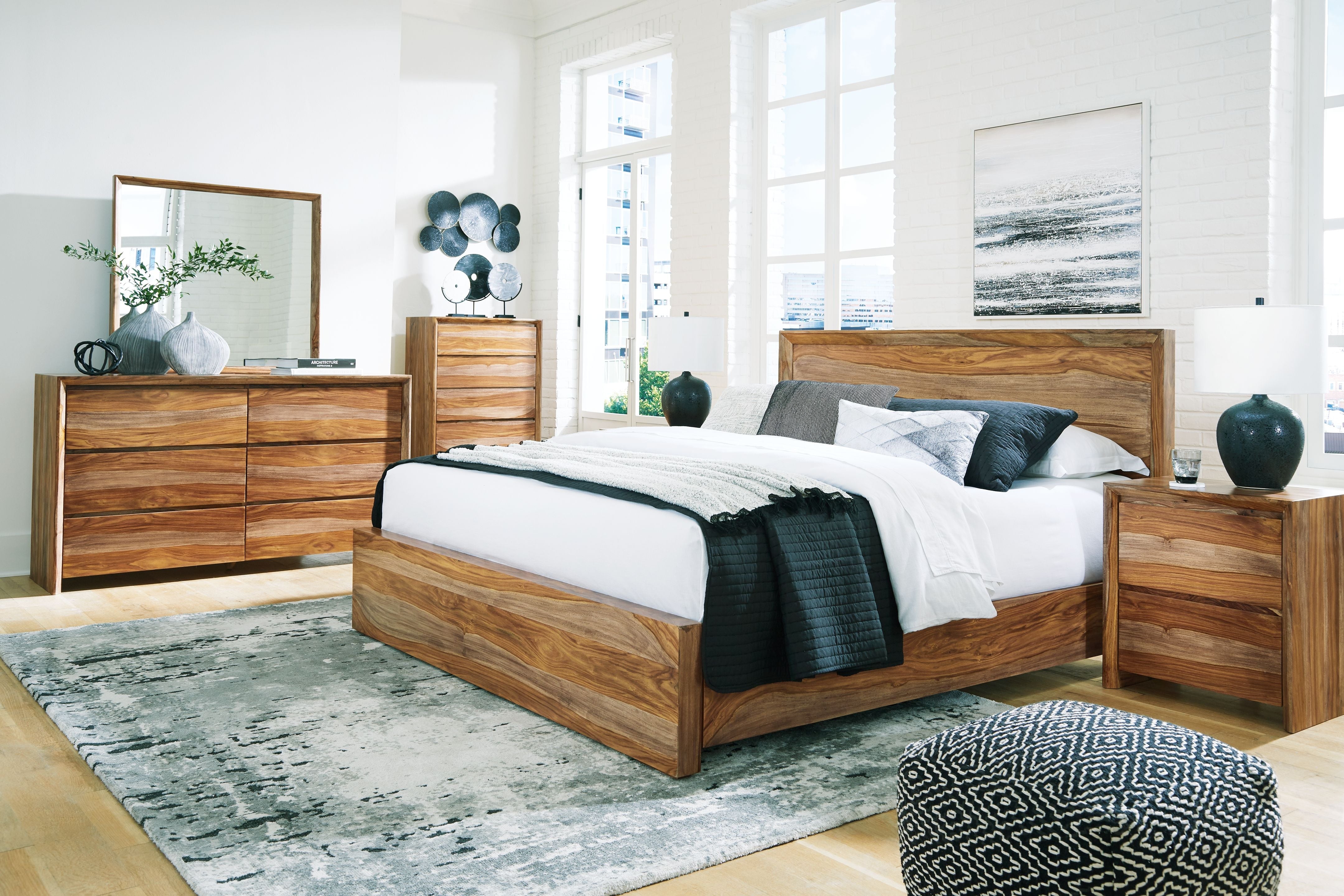 Signature Design by Ashley® Dressonni - Panel Bedroom Set | Meri Furniture
