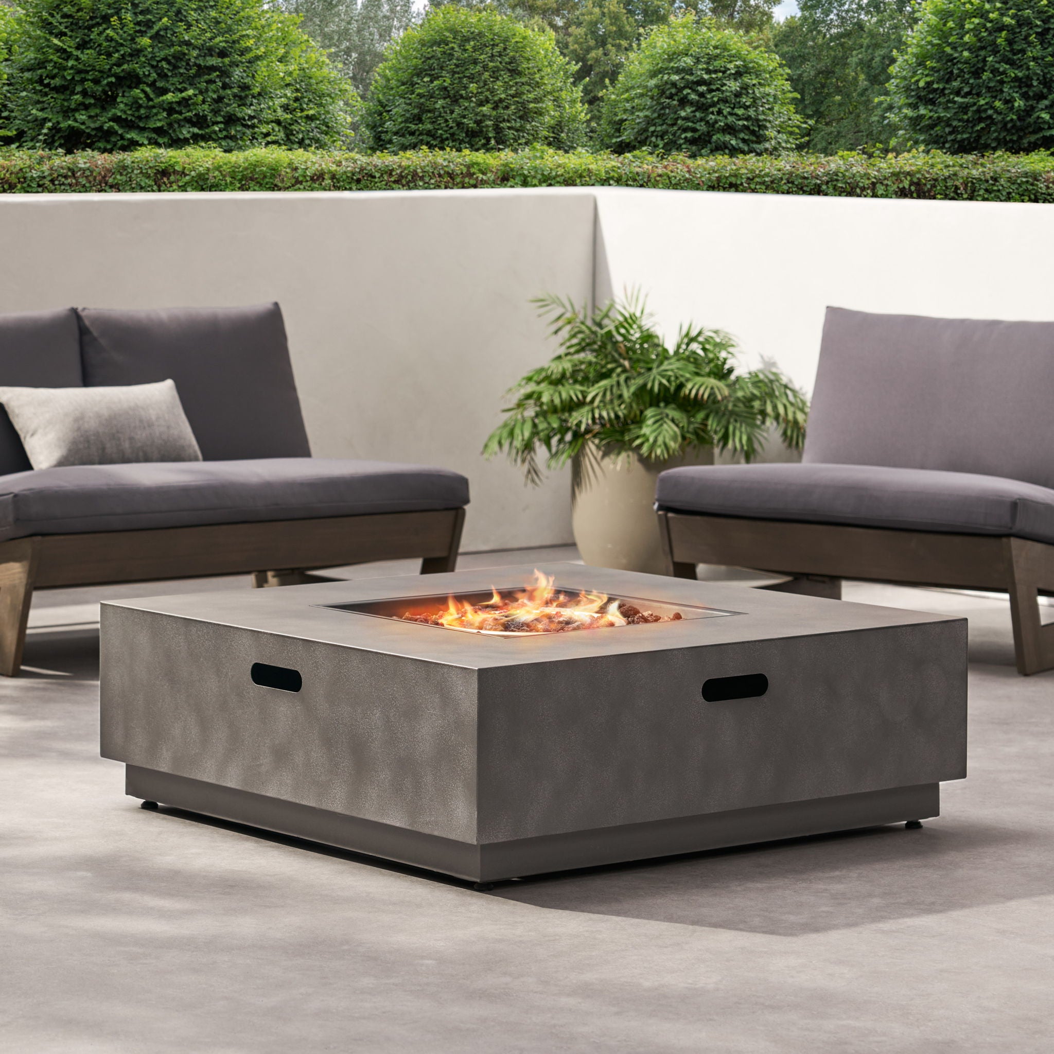 Modern Square Fire Pit With 50,000 Btu