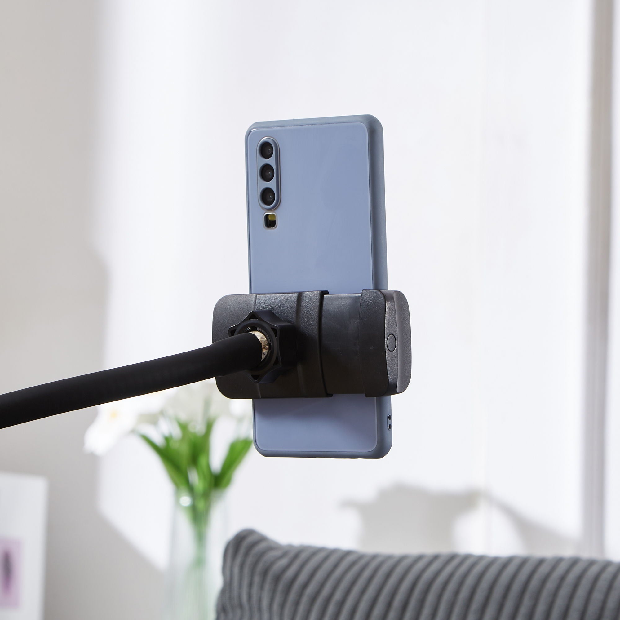 Convertible Chaise Lounge Sofa Chair With USB Ports, Cup Holders, Phone Holder And Storage