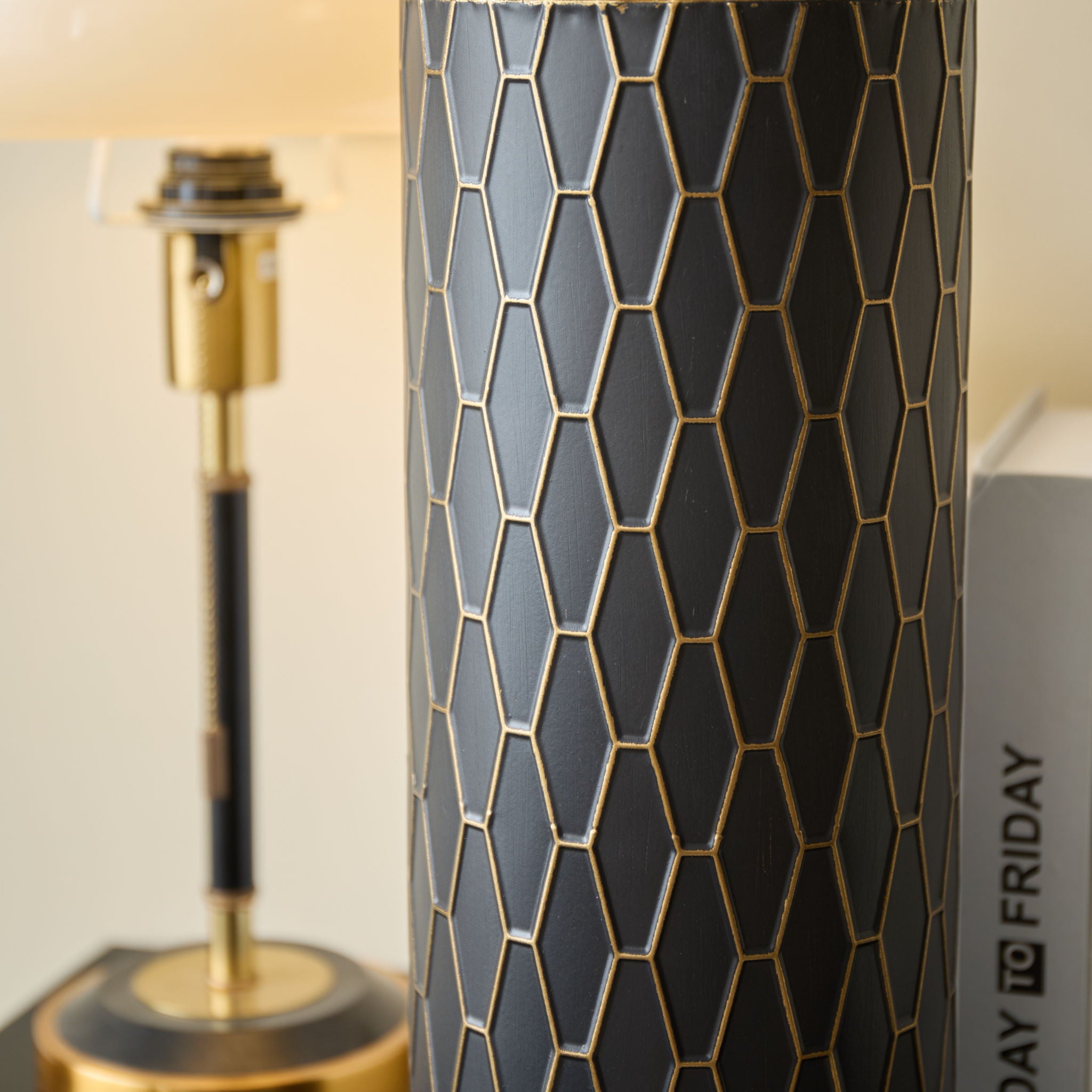 Elegant Floor Vase Set Metal Decorative Vases 3 Piece Set For Floral Display, Wedding & Gift Decor - Gold / Black