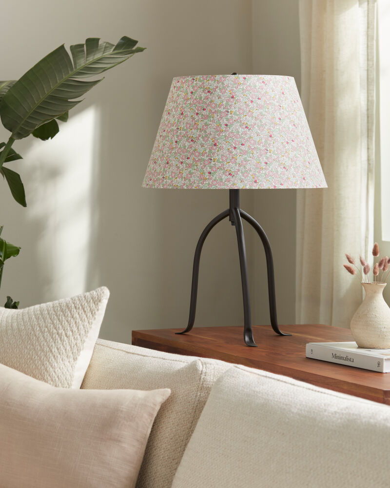 Floriva Accent Table Lamp