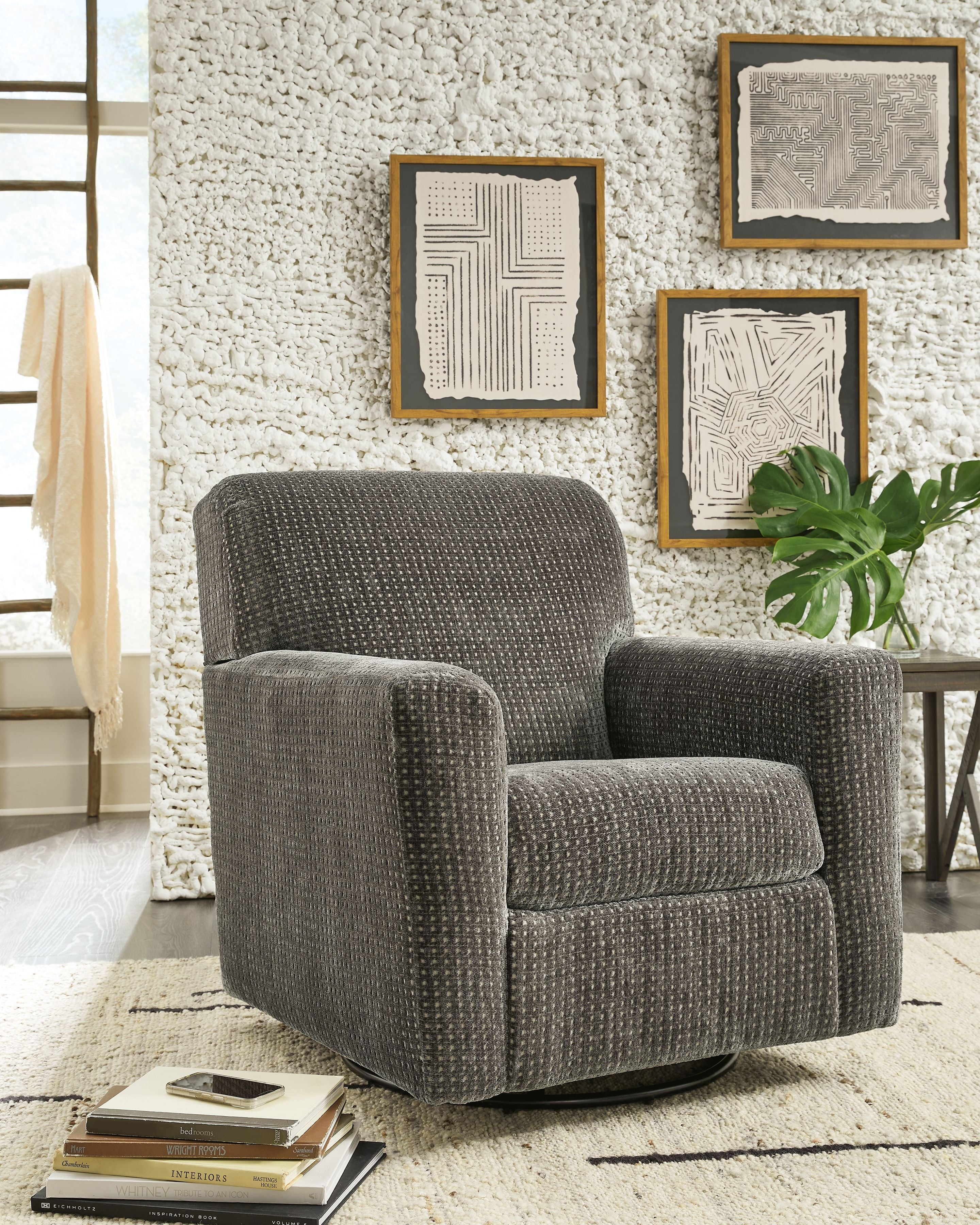 Ashley Furniture Herstow - Swivel Glider Accent Chair | Meri Furniture