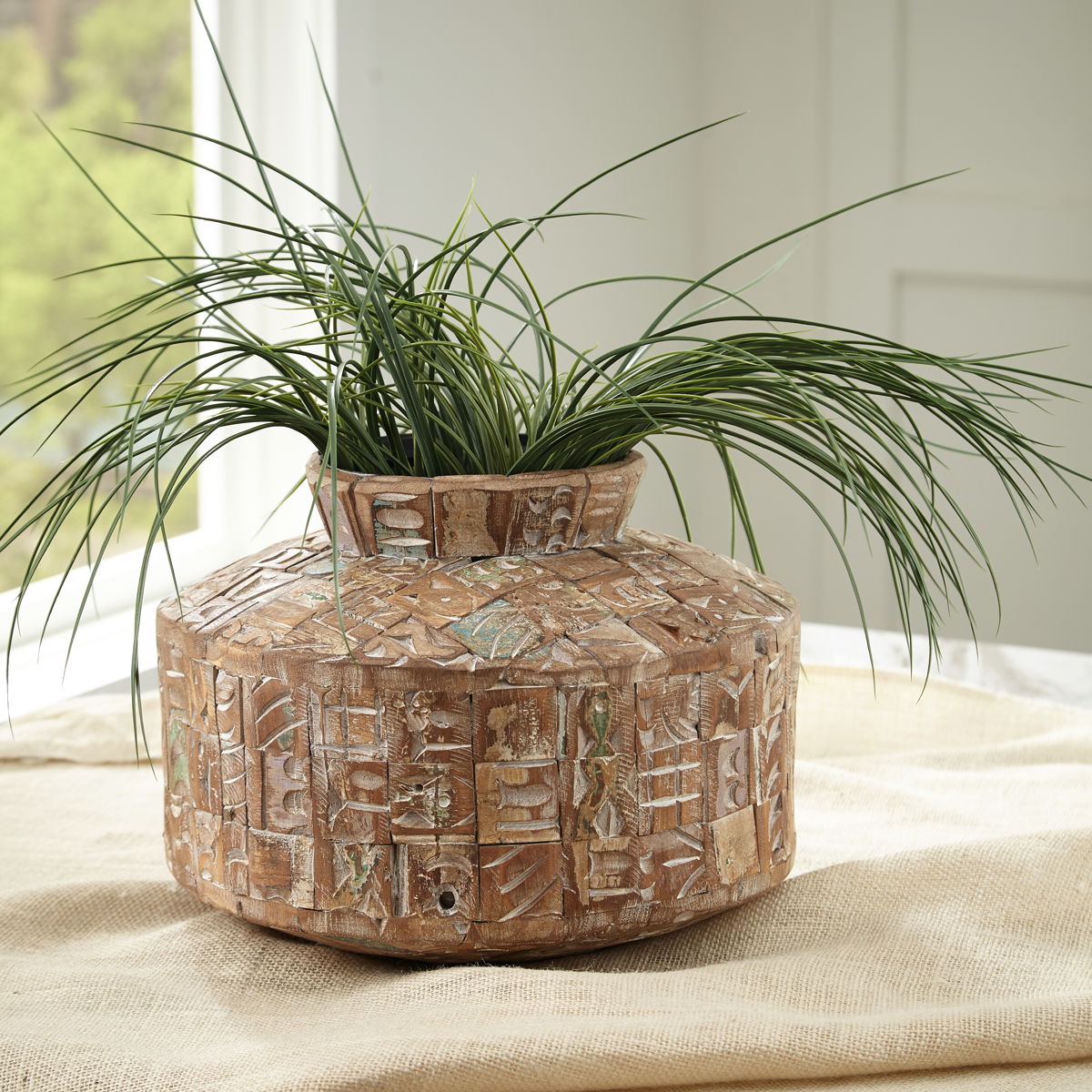 Signature Design by Ashley® Meltland - Natural / Black - Vase - Square | Meri Furniture