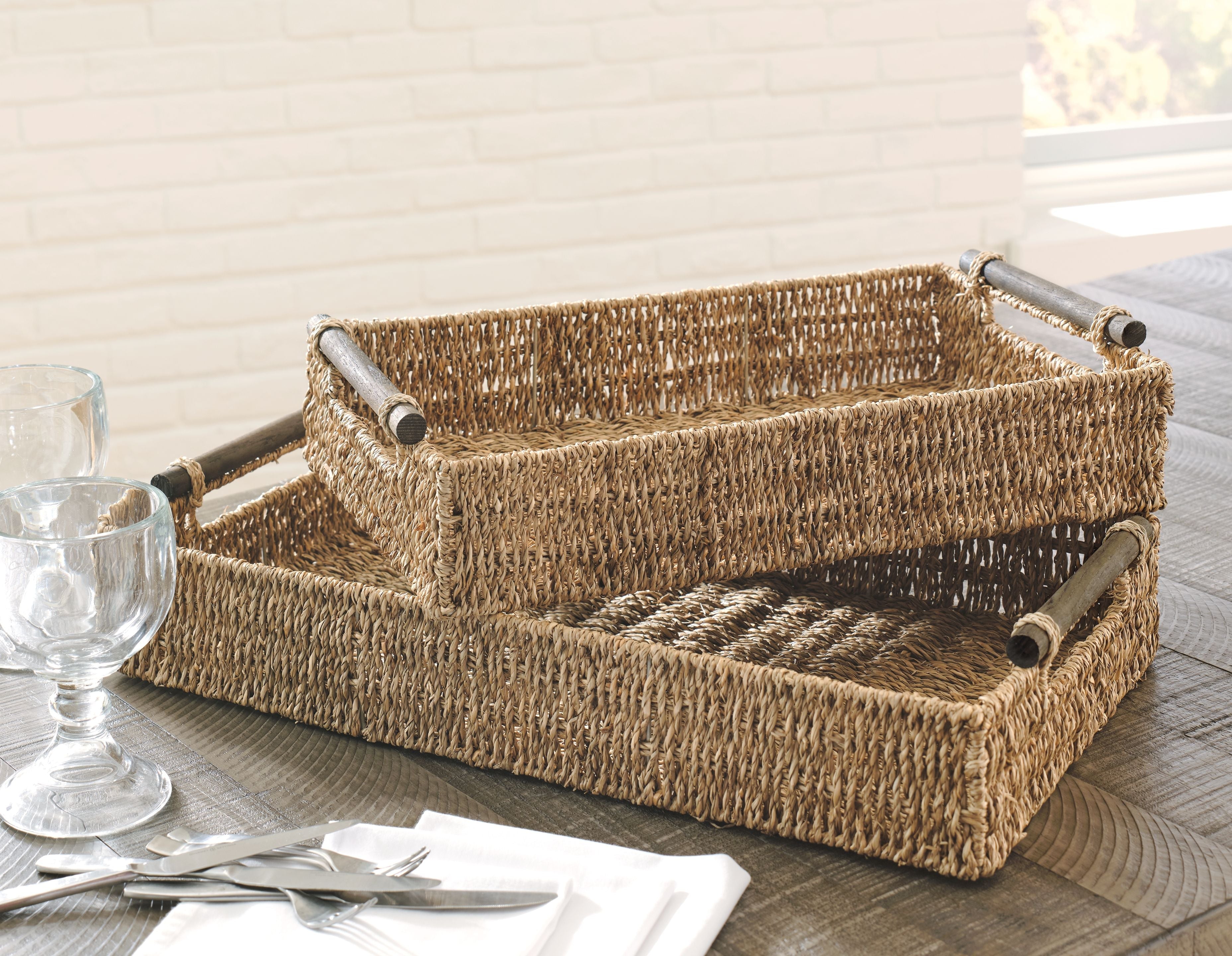 Ashley Furniture Halima - Tan - Tray Set (Set of 2) - Seagrass | Meri Furniture