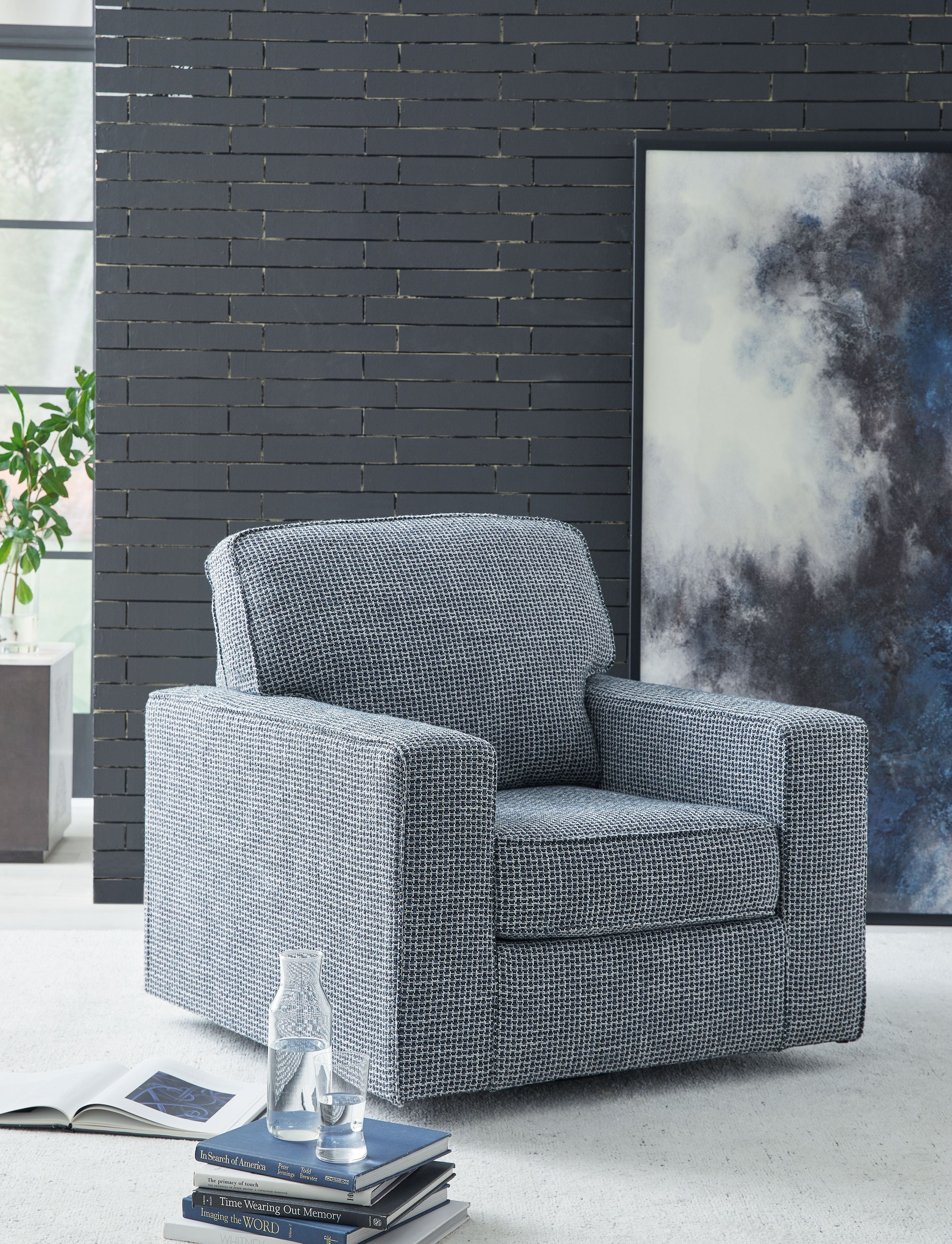 Signature Design by Ashley® Olwenburg - Swivel Accent Chair | Meri Furniture