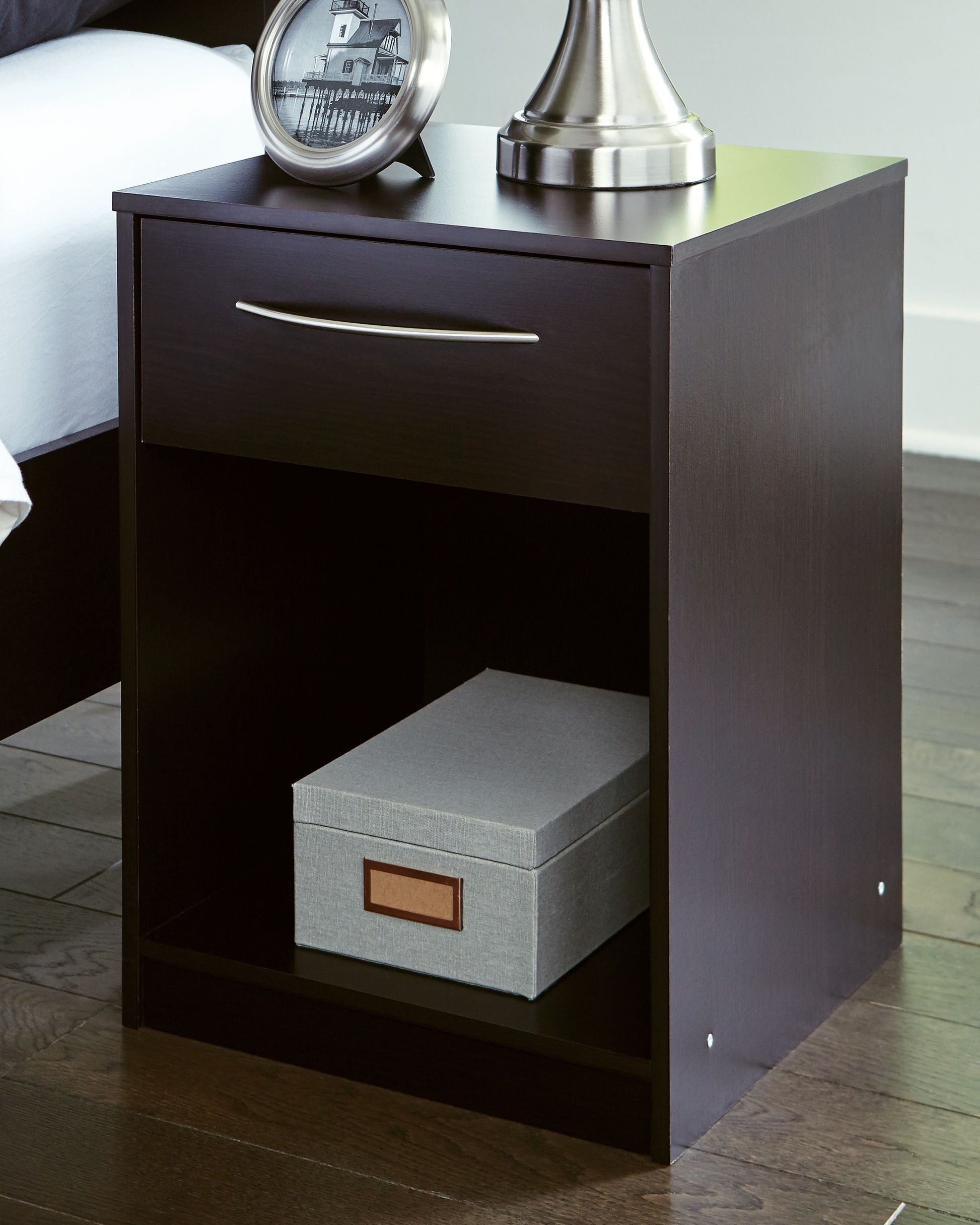 Signature Design by Ashley® Finch - Black - One Drawer Night Stand | Meri Furniture