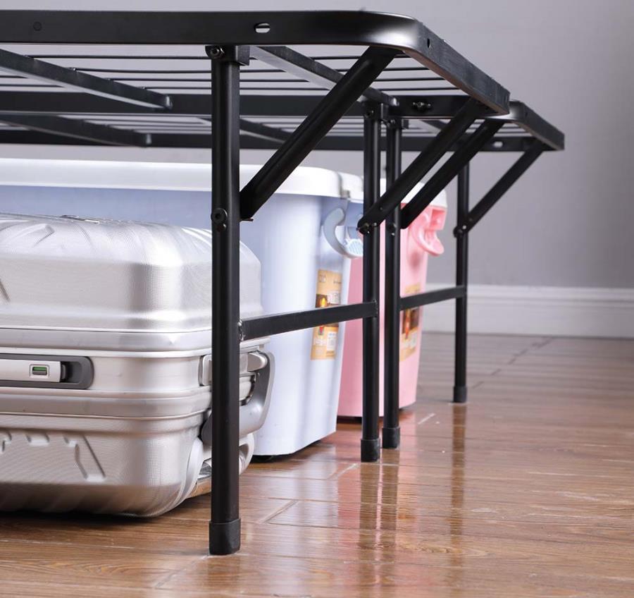 Coaster Fine Furniture Mabel - Metal Support Platform Bed | Meri Furniture