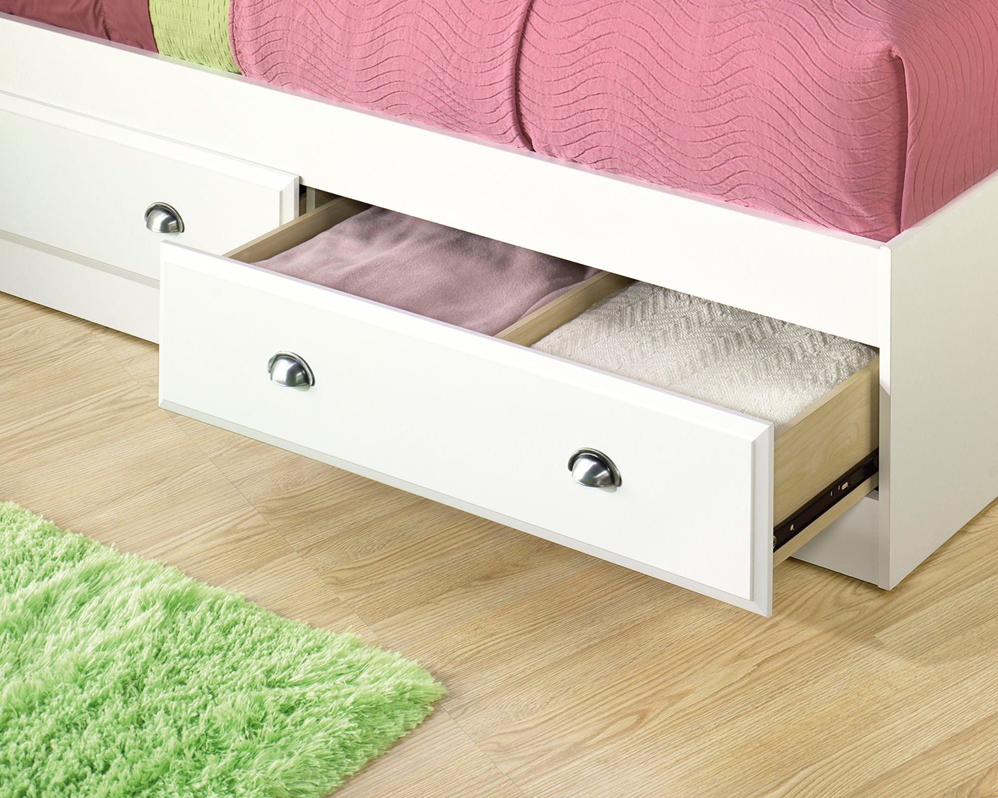 Shoal Creek Twin Mate's Bed in Soft White